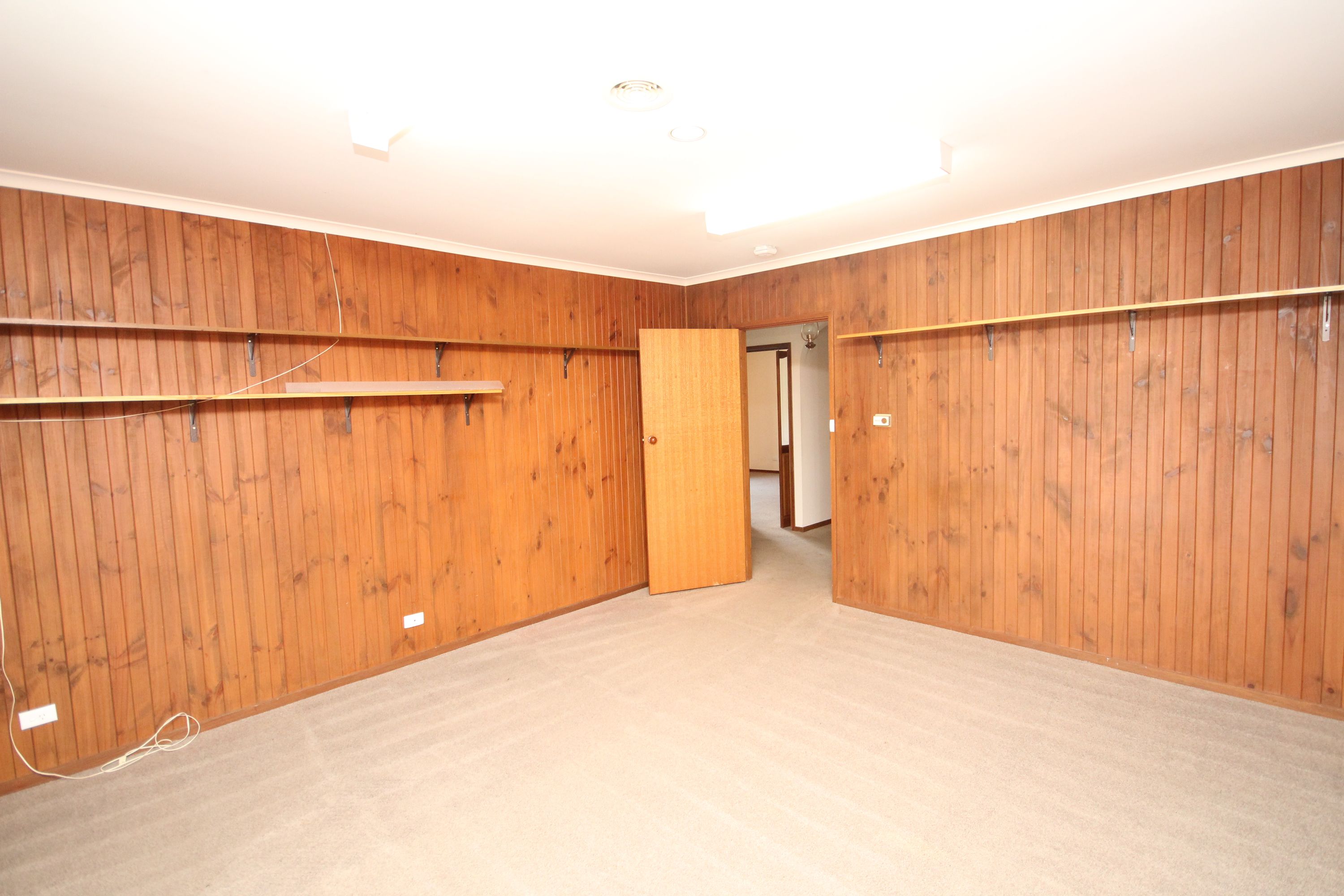 4 Schwarz Avenue, Horsham VIC 3400, Horsham - Thumbnail 2