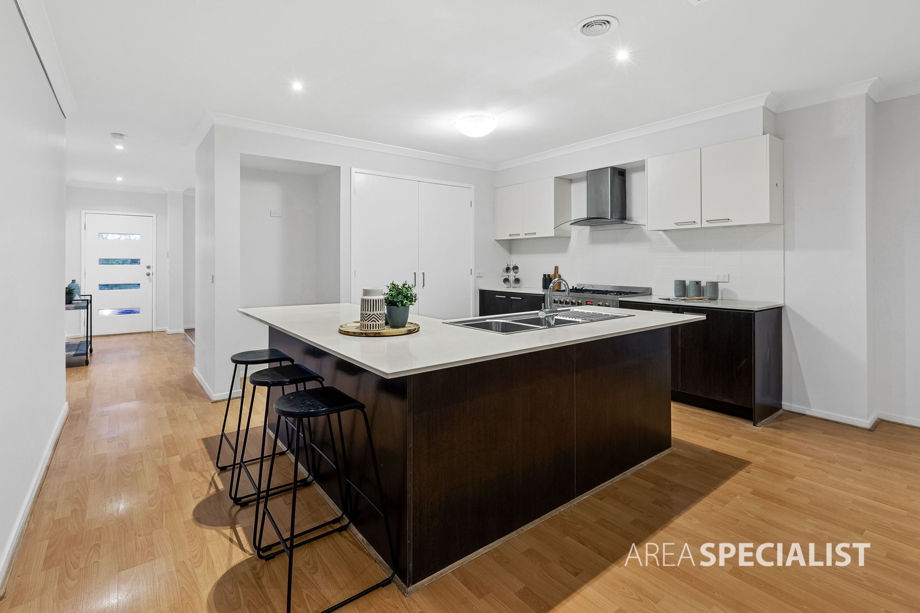 11 Darleith Terrace, Caroline Springs VIC 3023, Caroline Springs - Thumbnail 5