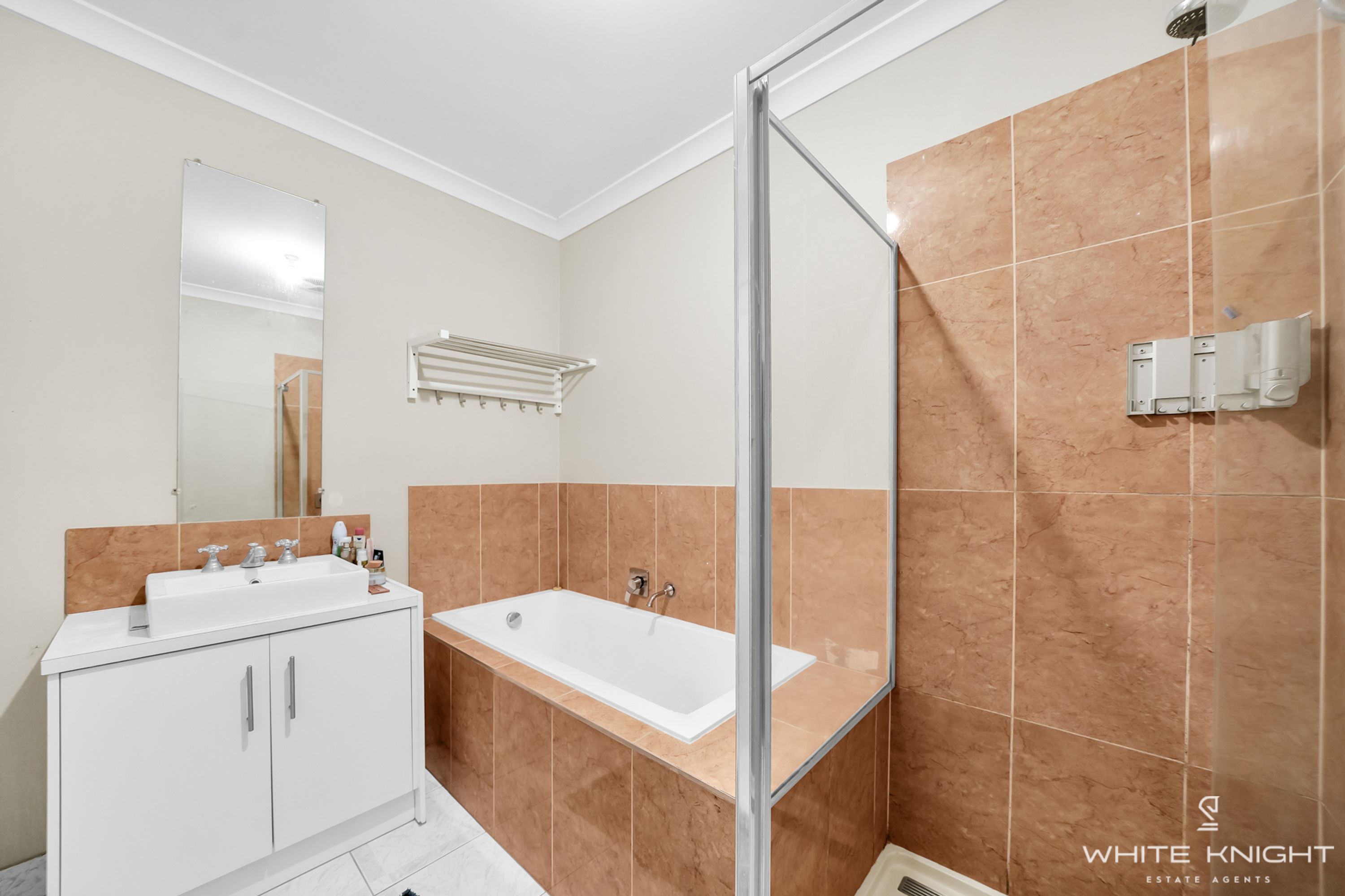 2/11 Gillespie Road, St Albans VIC 3021, St Albans - Thumbnail 8
