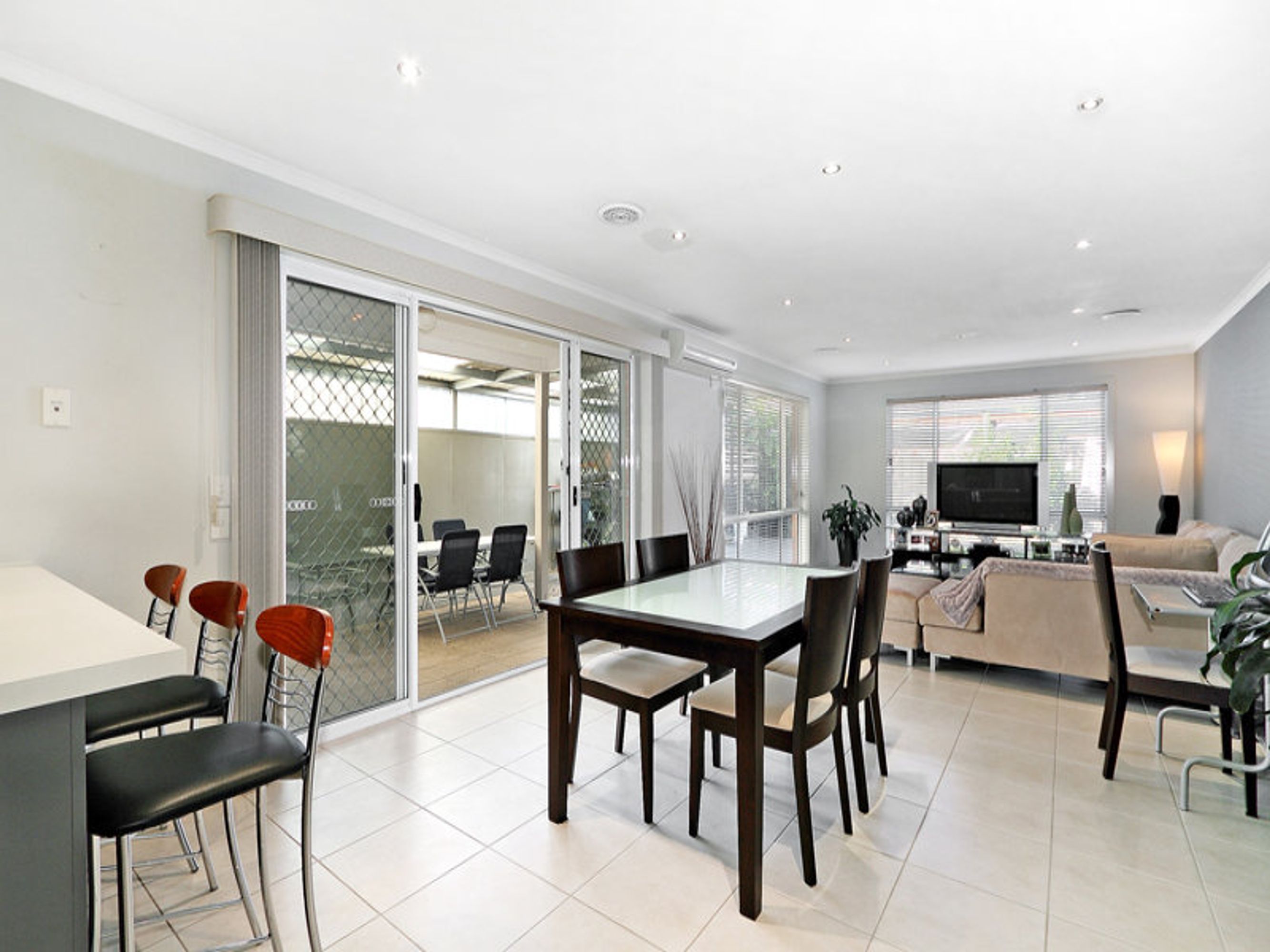 26 Ivory Crescent, Springvale South - Thumbnail 5