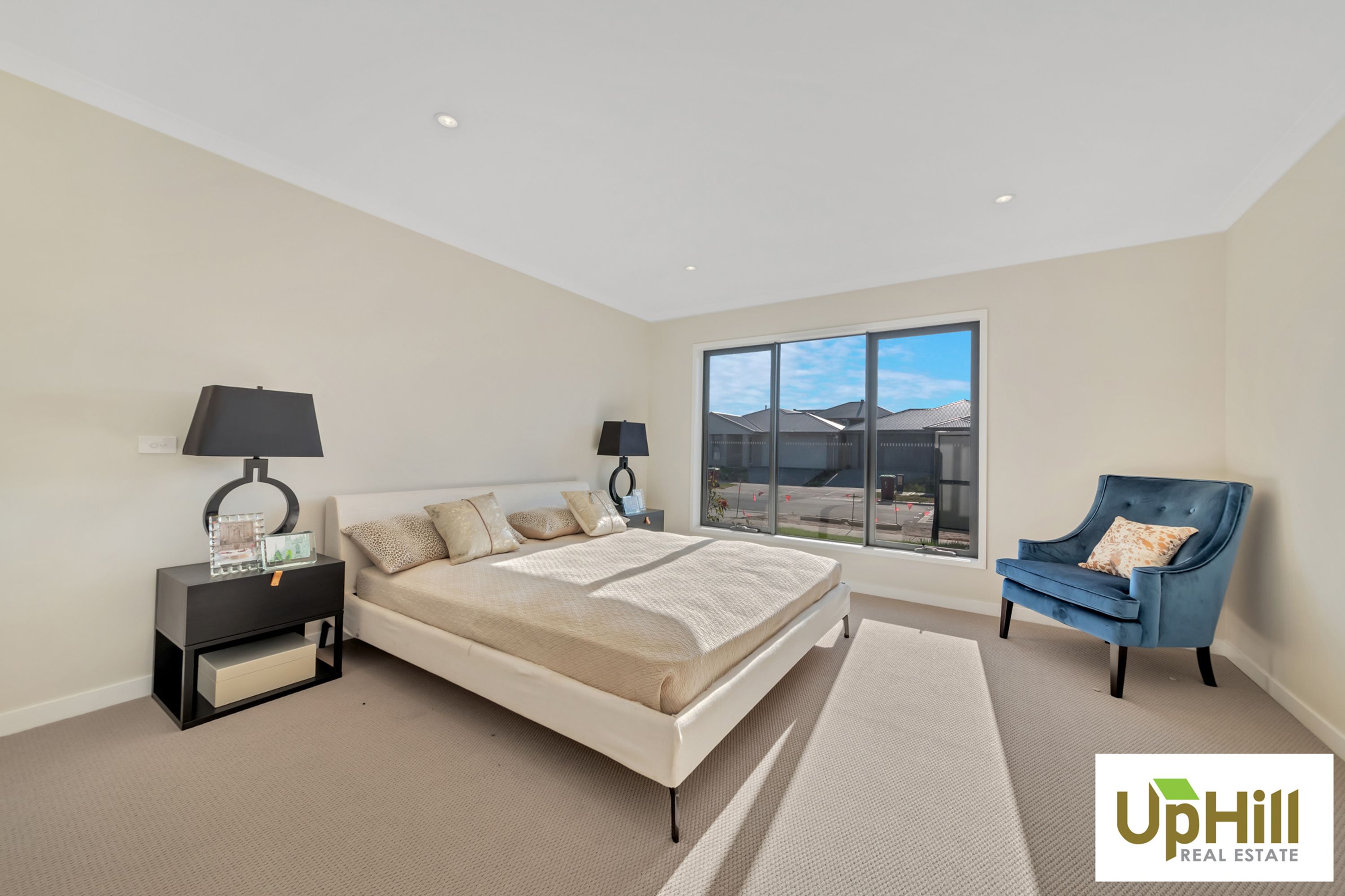 3 EPSOM LANE, Cranbourne North - Thumbnail 2