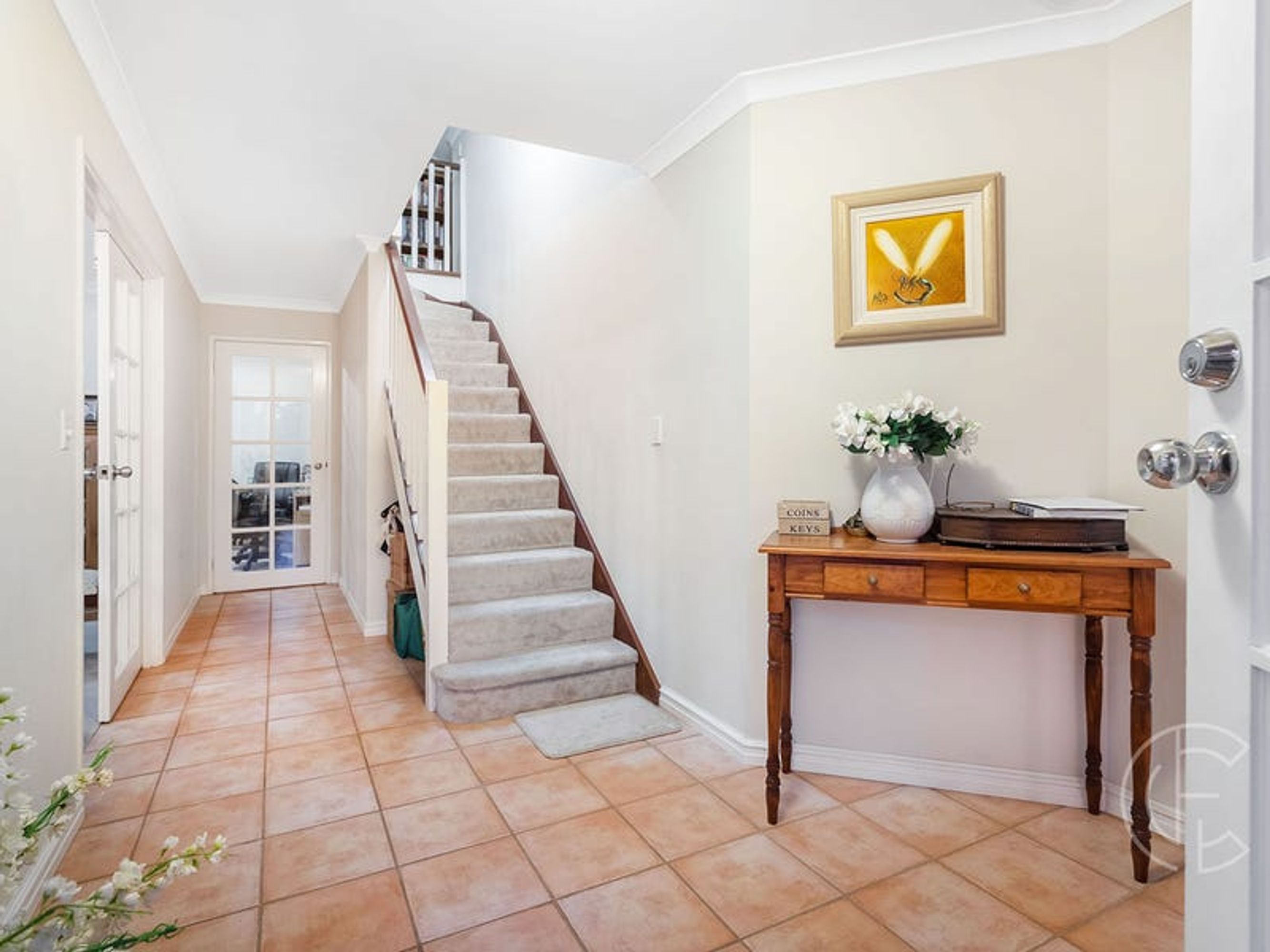 33 Honeyeater Circle, Wembley, WA 6014, Subiaco - Thumbnail 2