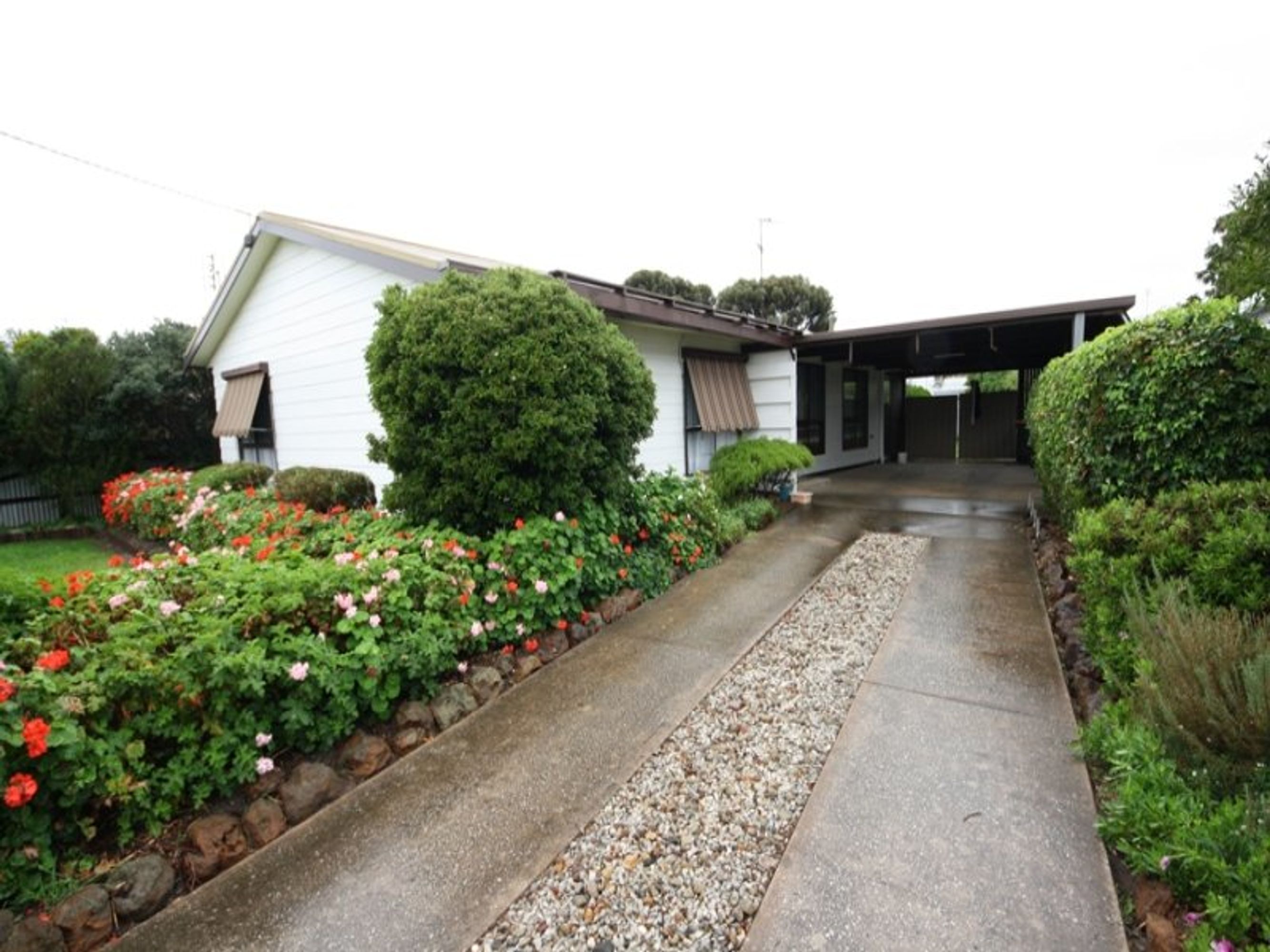 28 Errett Street, Horsham VIC 3400