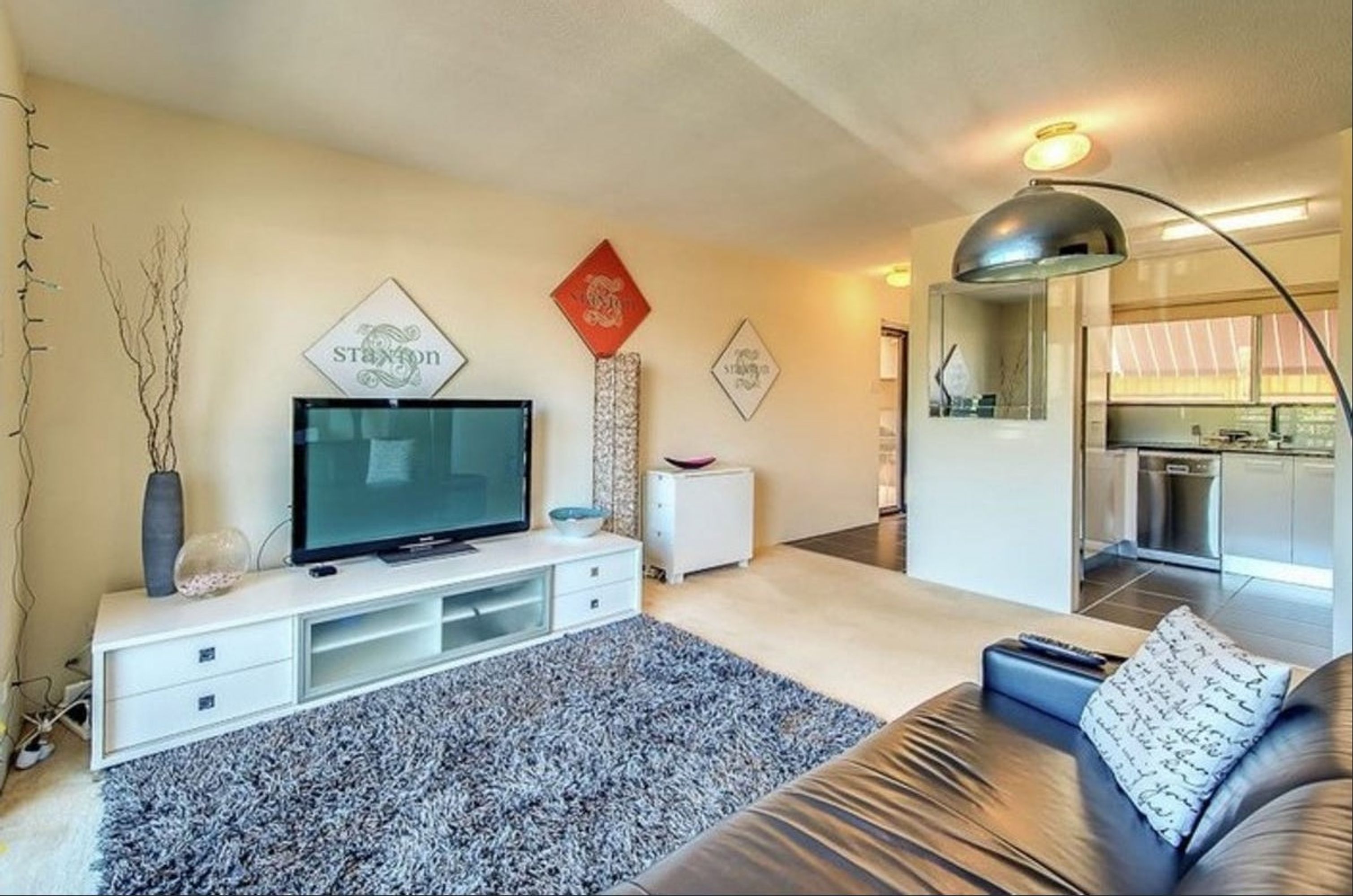 3/1 Bergin St