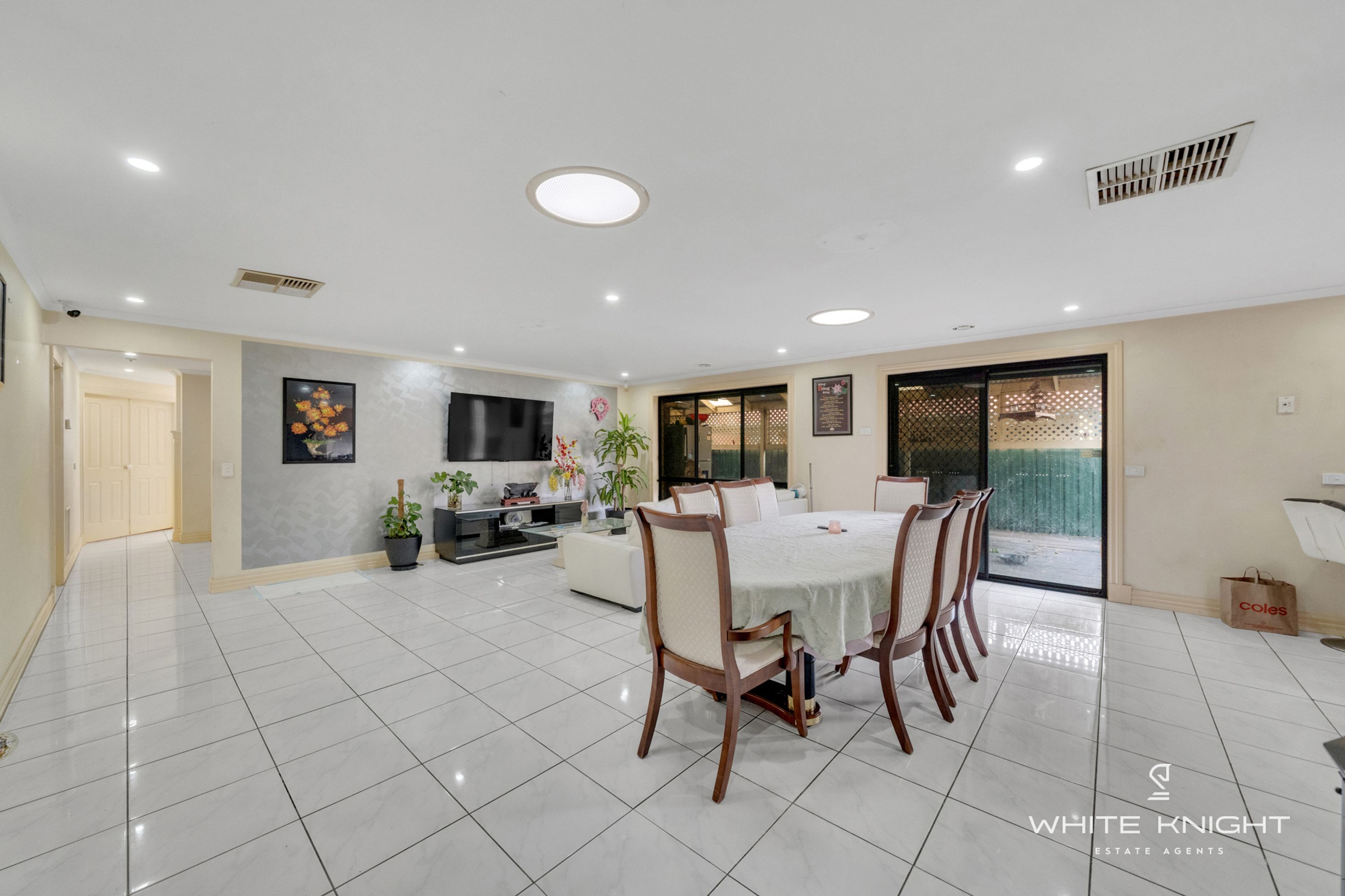 11 Flemming Avenue, Burnside VIC 3023, Burnside - Thumbnail 5