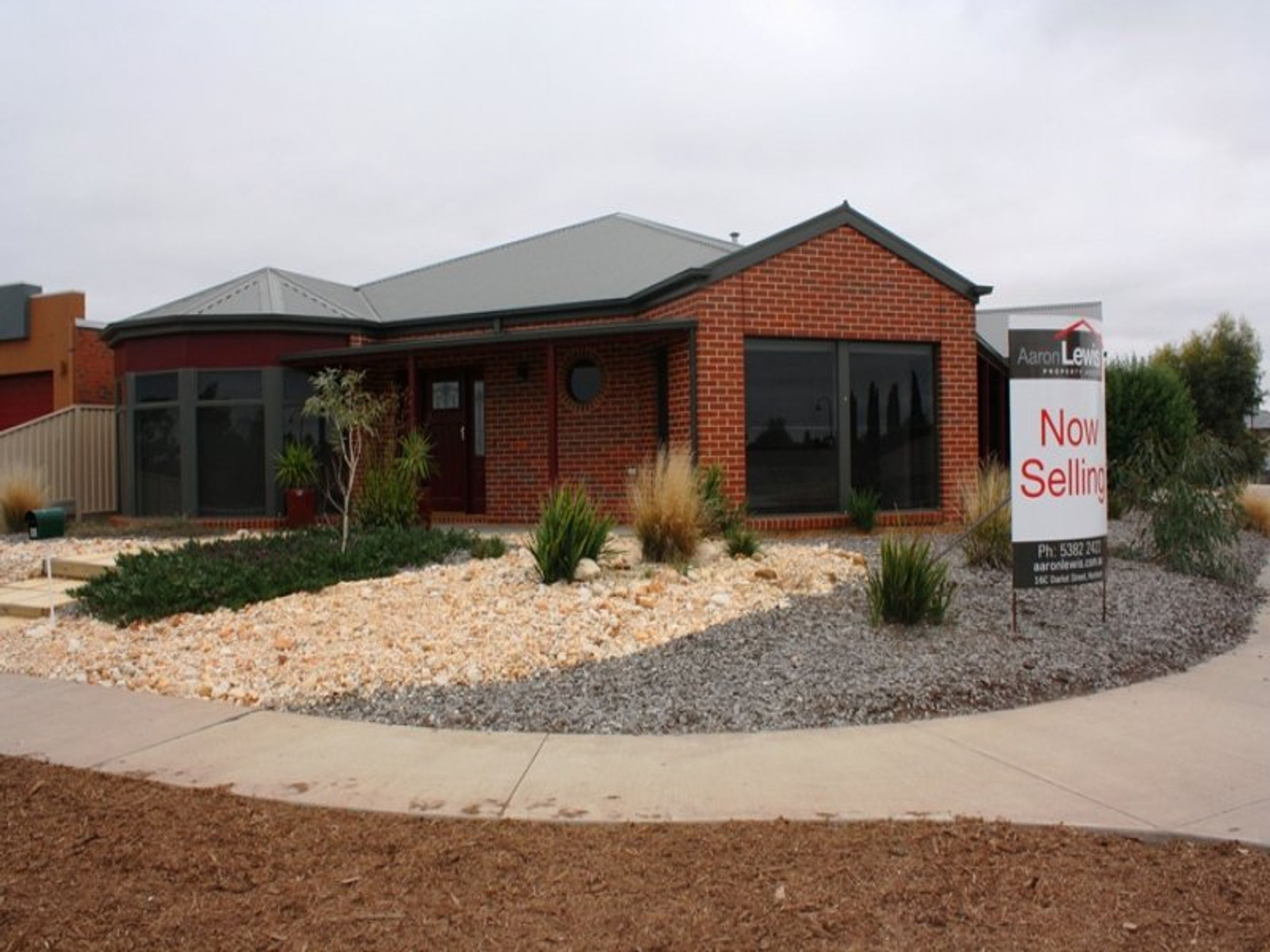 60 McTavish Boulevard, Horsham VIC 3400, Horsham - Thumbnail 2