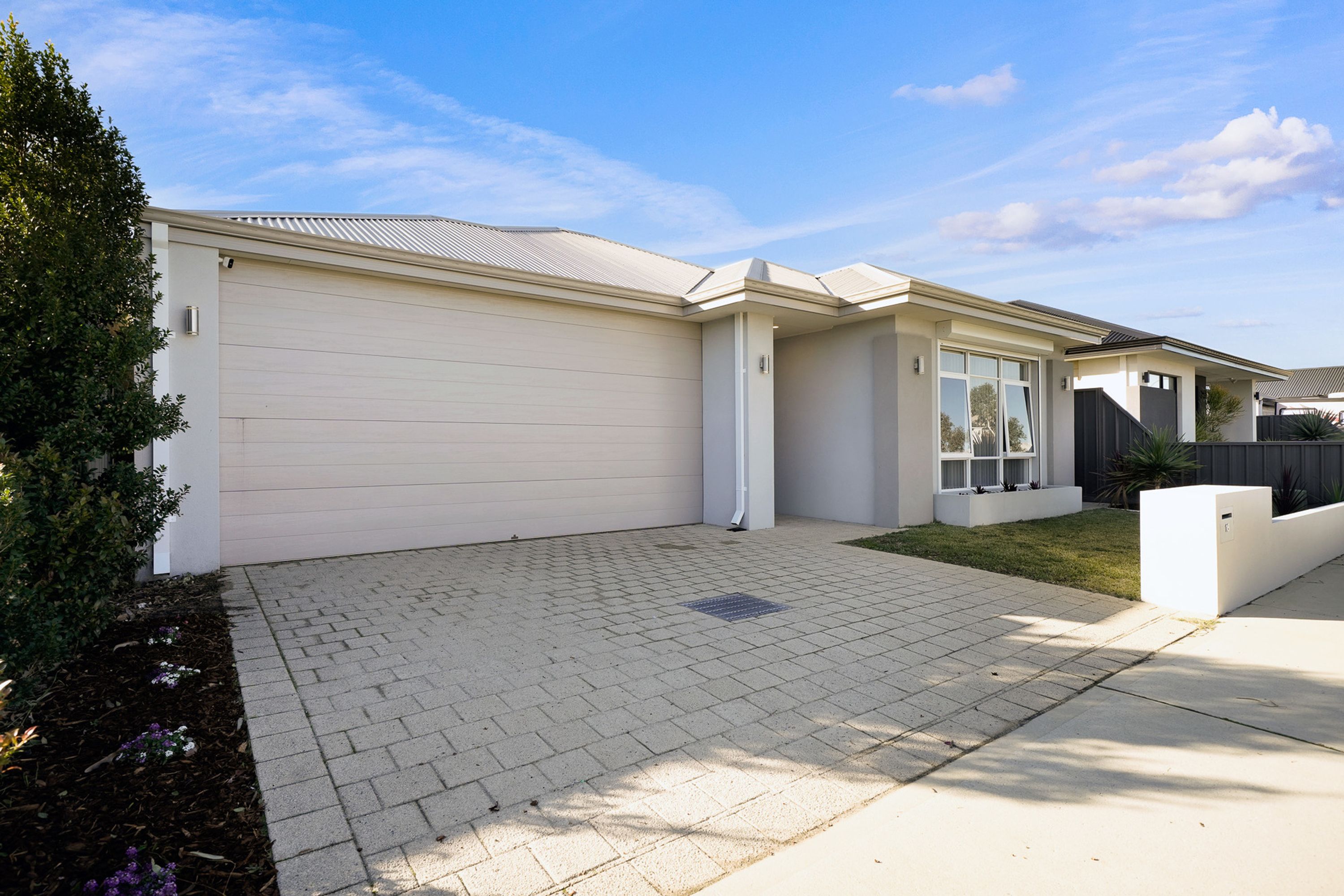 16 Swindale Avenue, Hilbert, Hilbert - Thumbnail 3