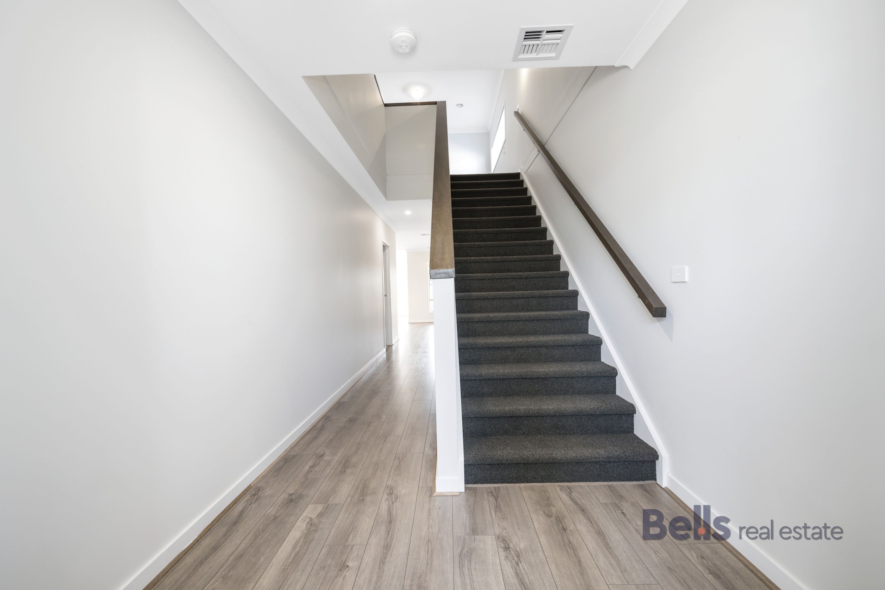 26 Bishopgate Boulevard, Bonnie Brook - Thumbnail 6
