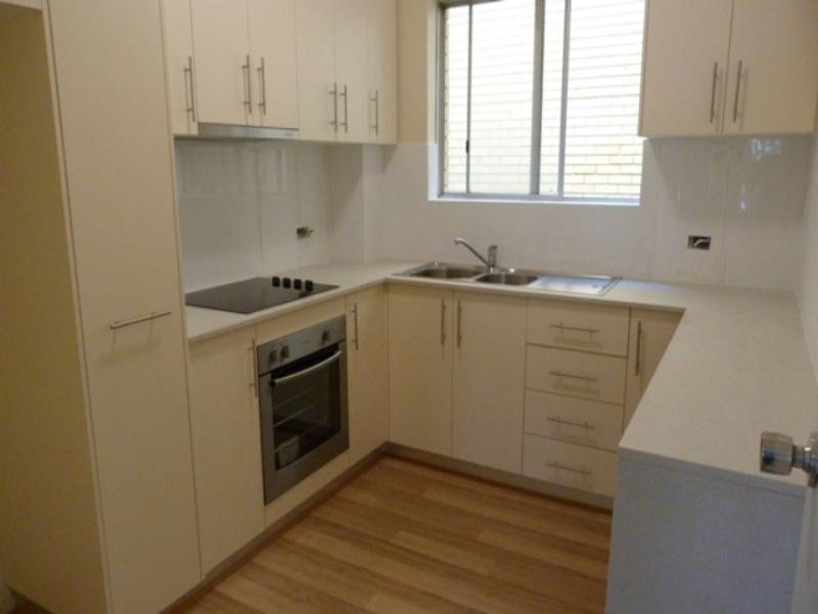8/8-10 King  St, Kogarah, Kogarah - Thumbnail 3