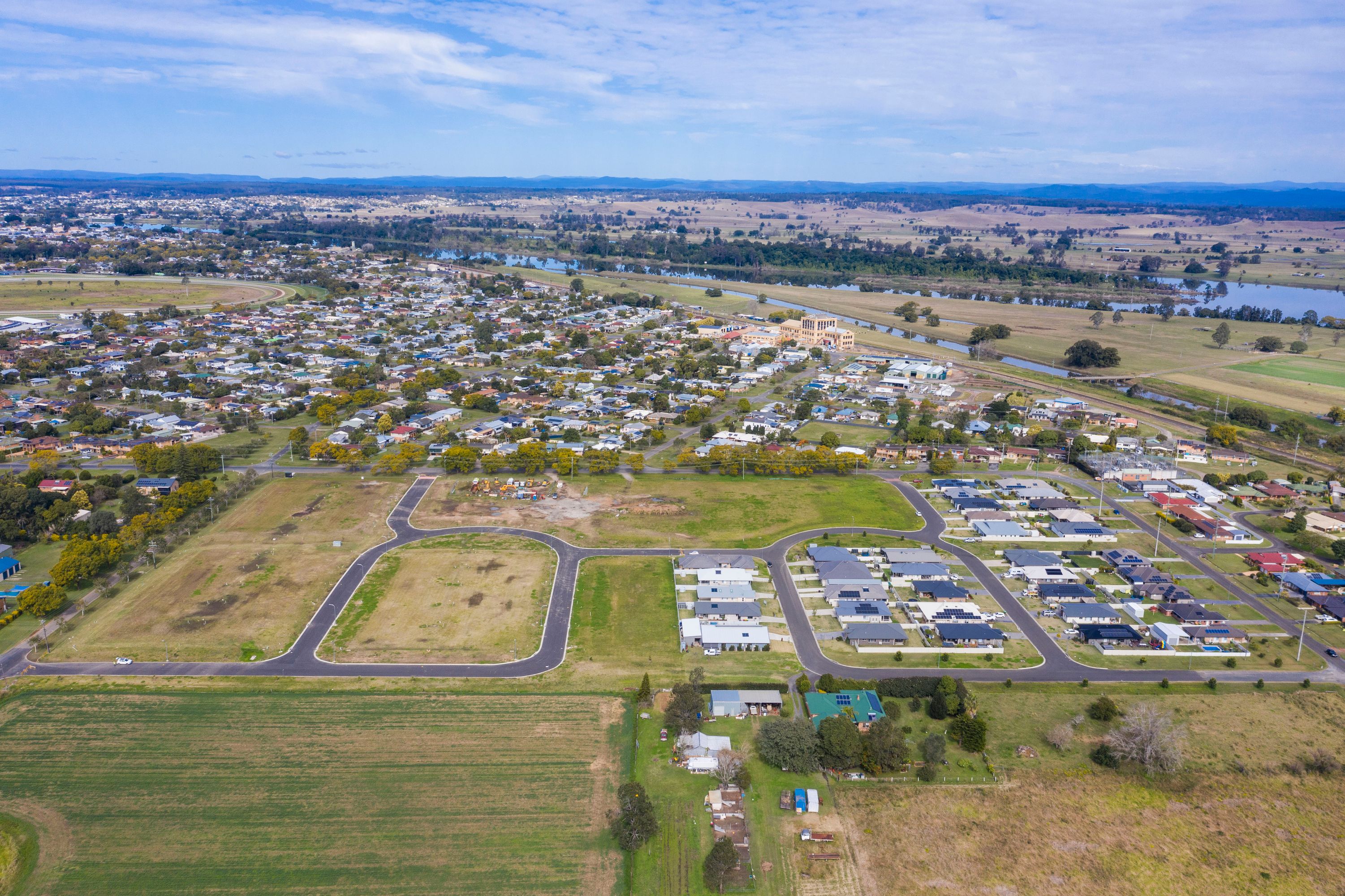 2 Tulipwood Street, Grafton - Thumbnail 3