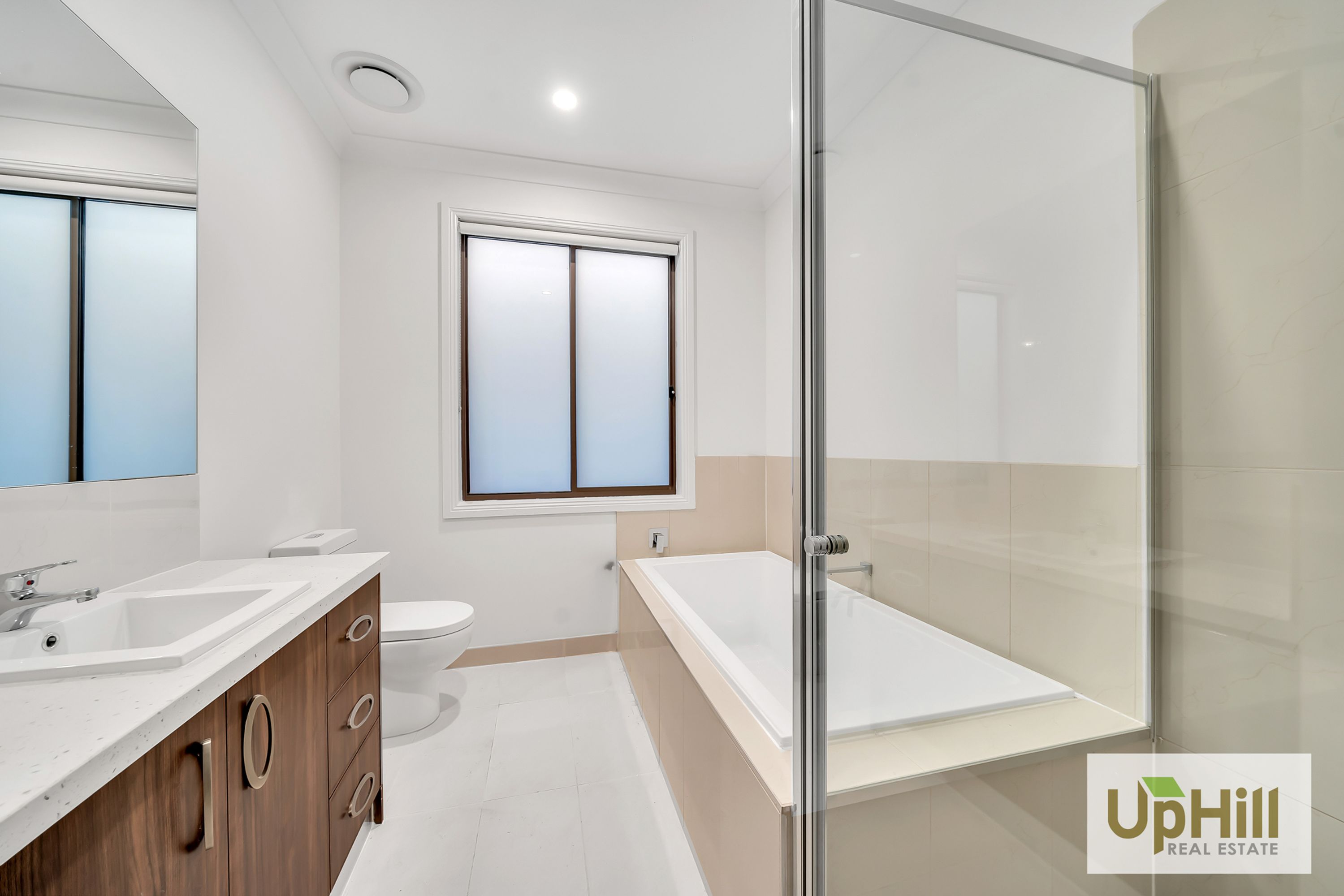 36 VENTASSO STREET, Clyde North - Thumbnail 3
