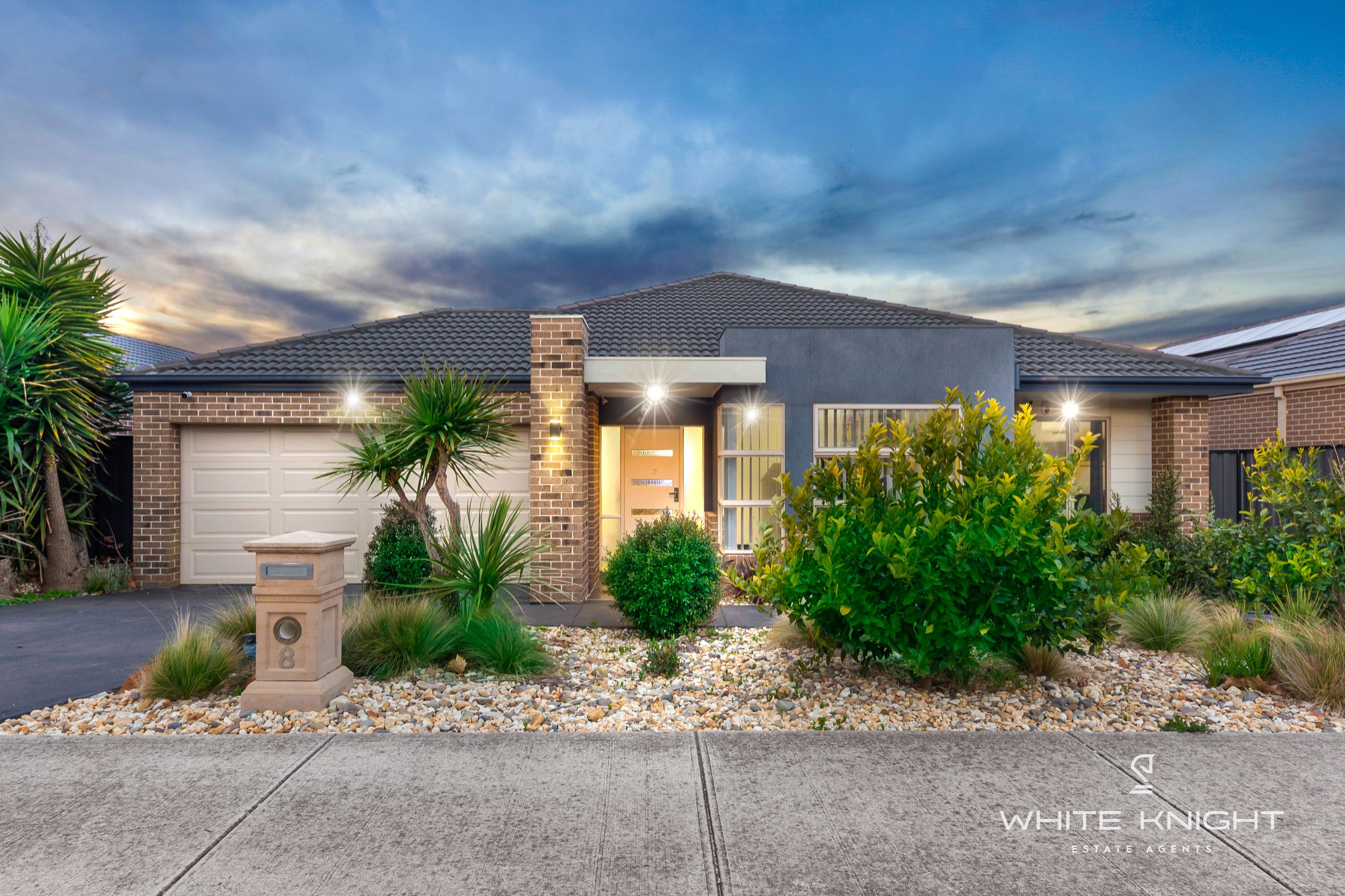 8 Viridian Drive, Hillside VIC 3037, Hillside - Thumbnail 2