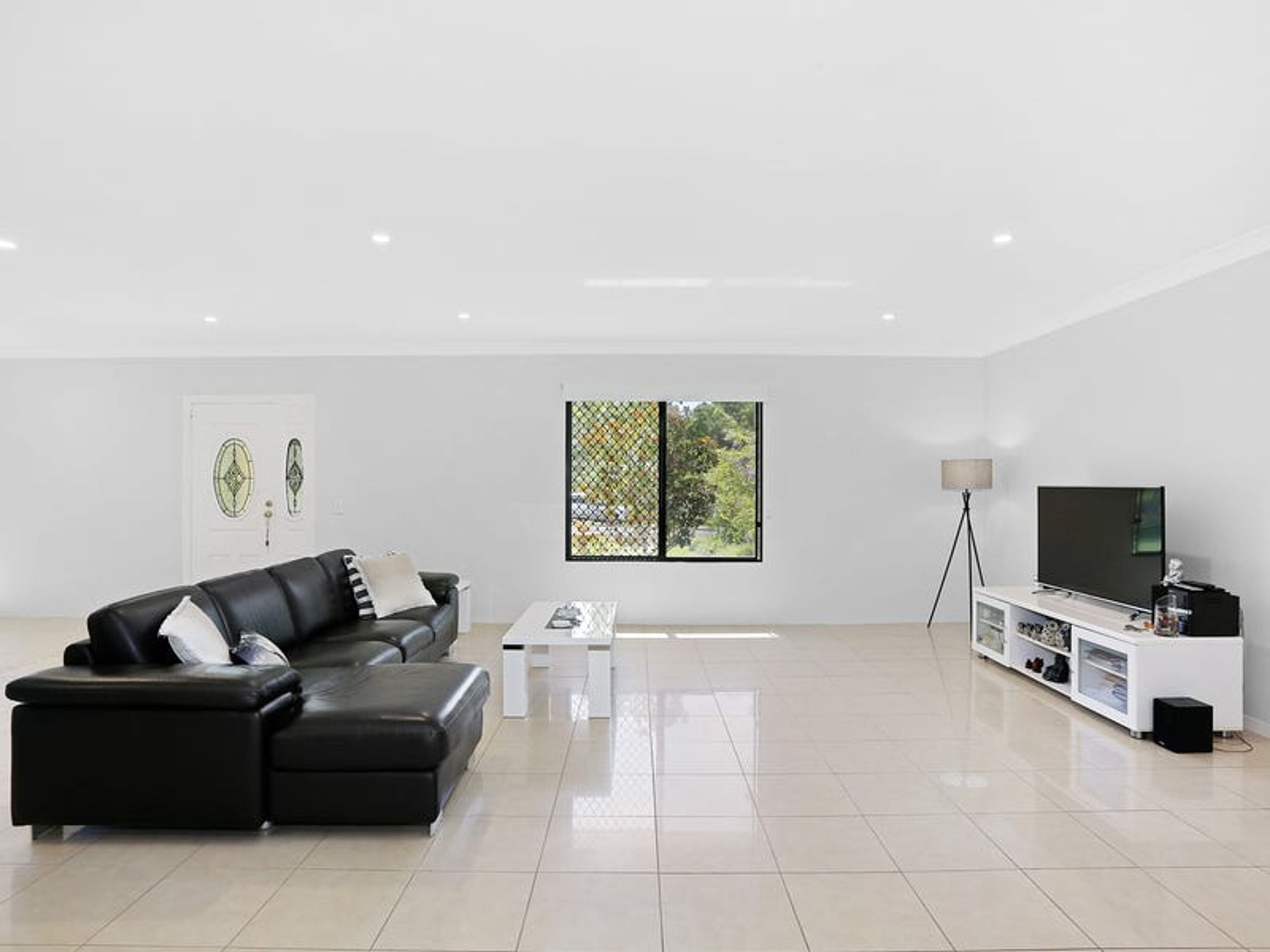 25 Whipbird Drive, Ashby Heights - Thumbnail 4
