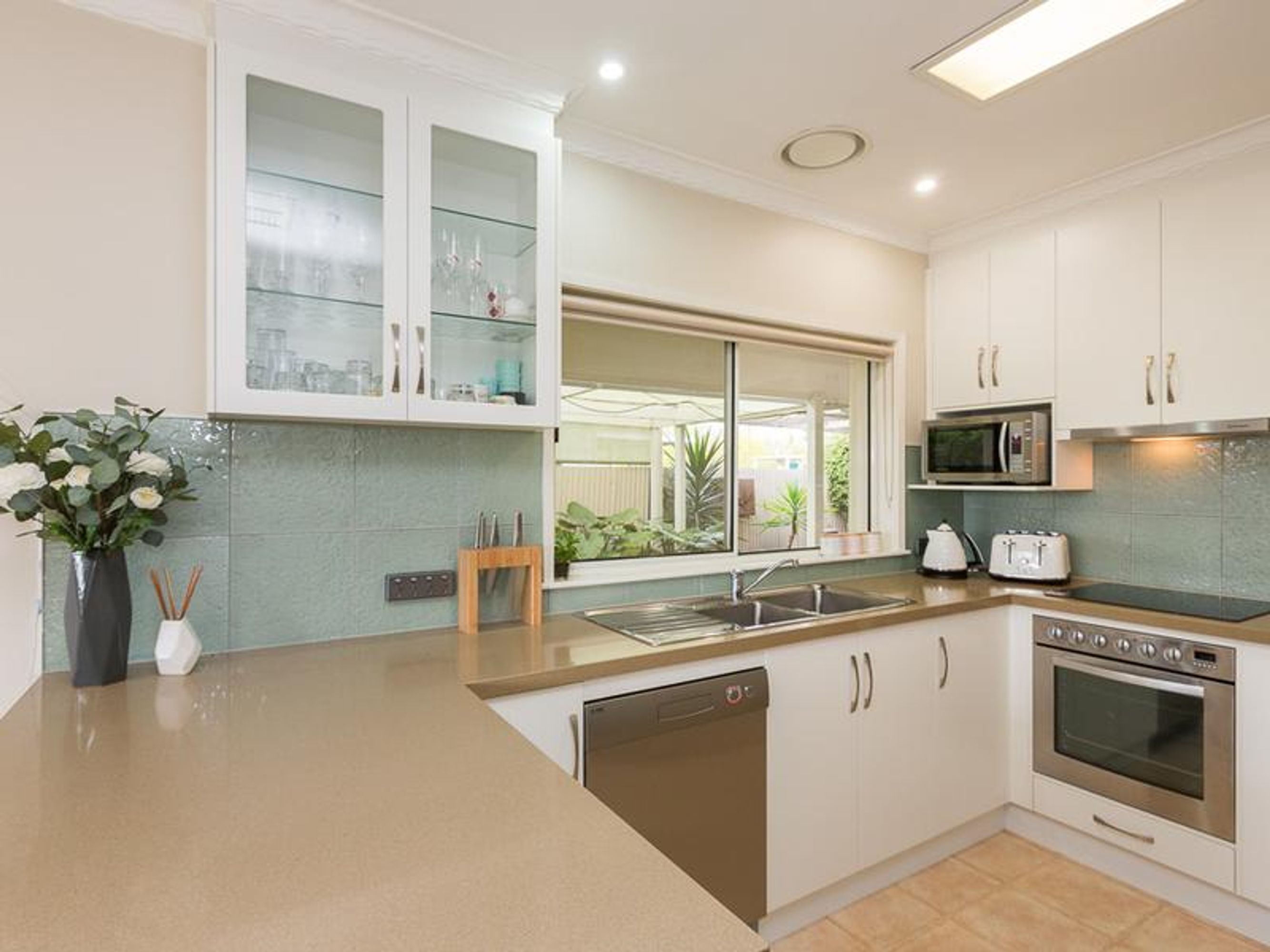 16 Rennison Street, Horsham VIC 3400, Horsham - Thumbnail 3