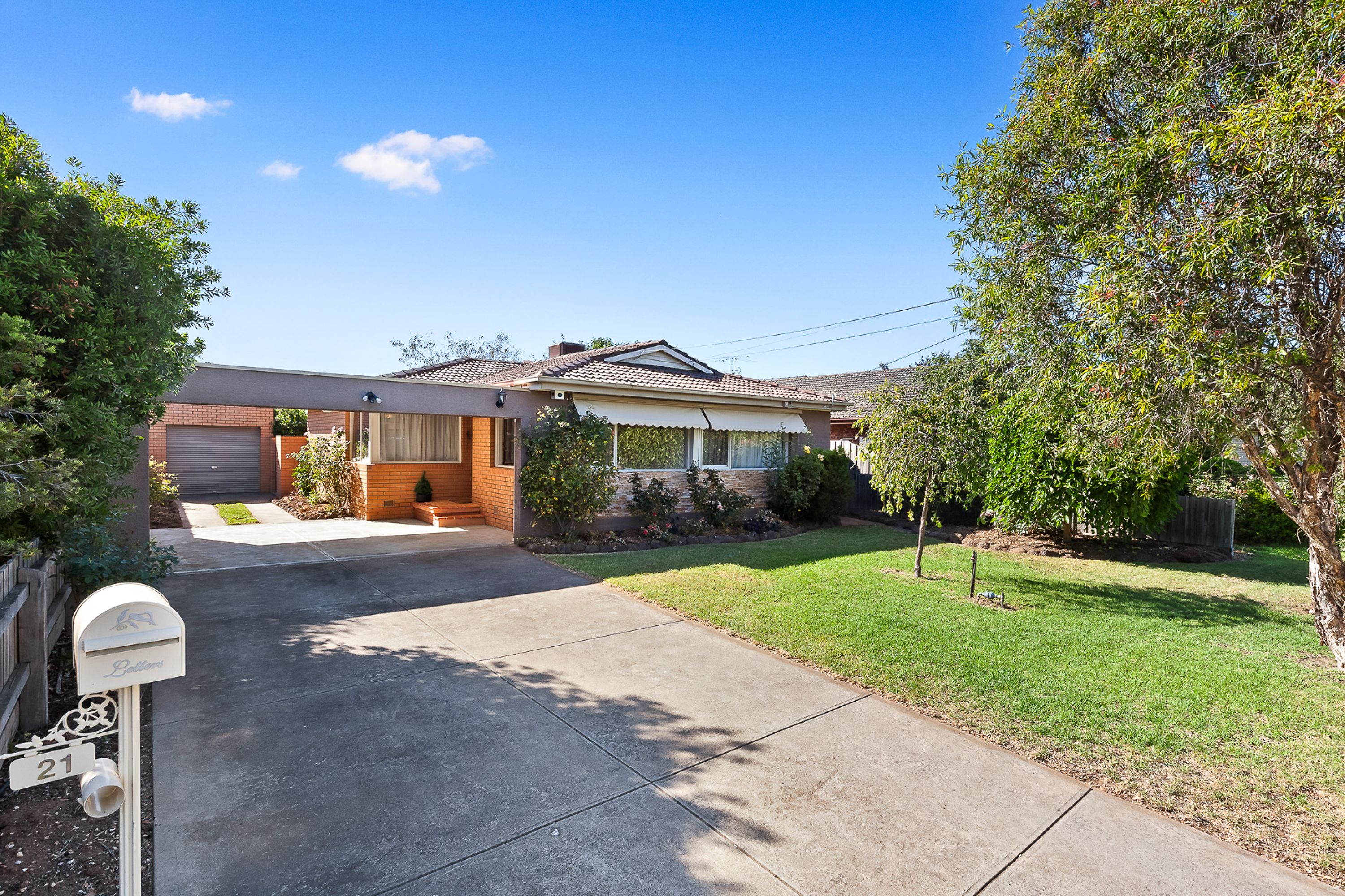 21 Stewart Drive, Werribee, VIC 3030