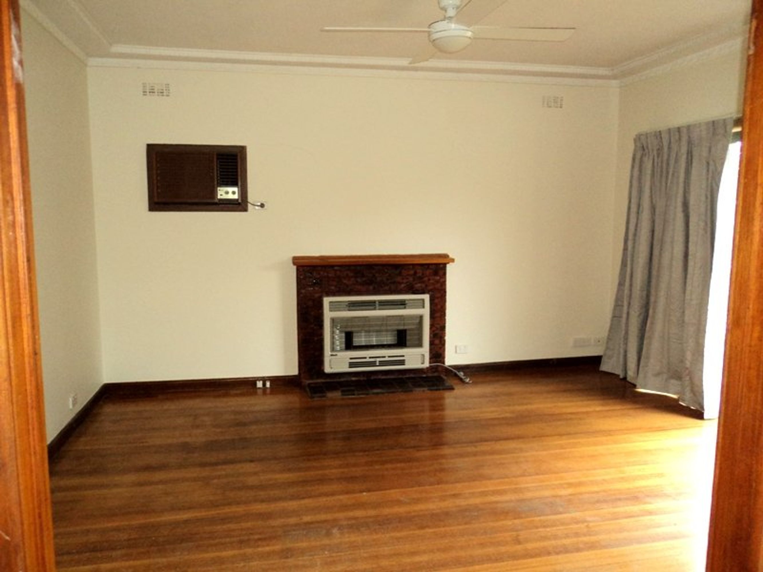 1/24 Sullivan Street, Springvale - Thumbnail 2
