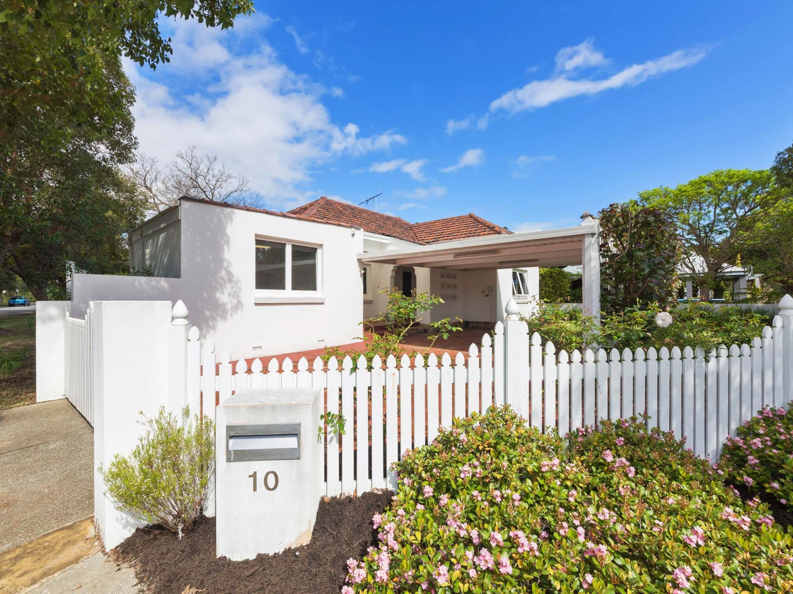 10 Cunningham Terrace, Daglish - Thumbnail 2