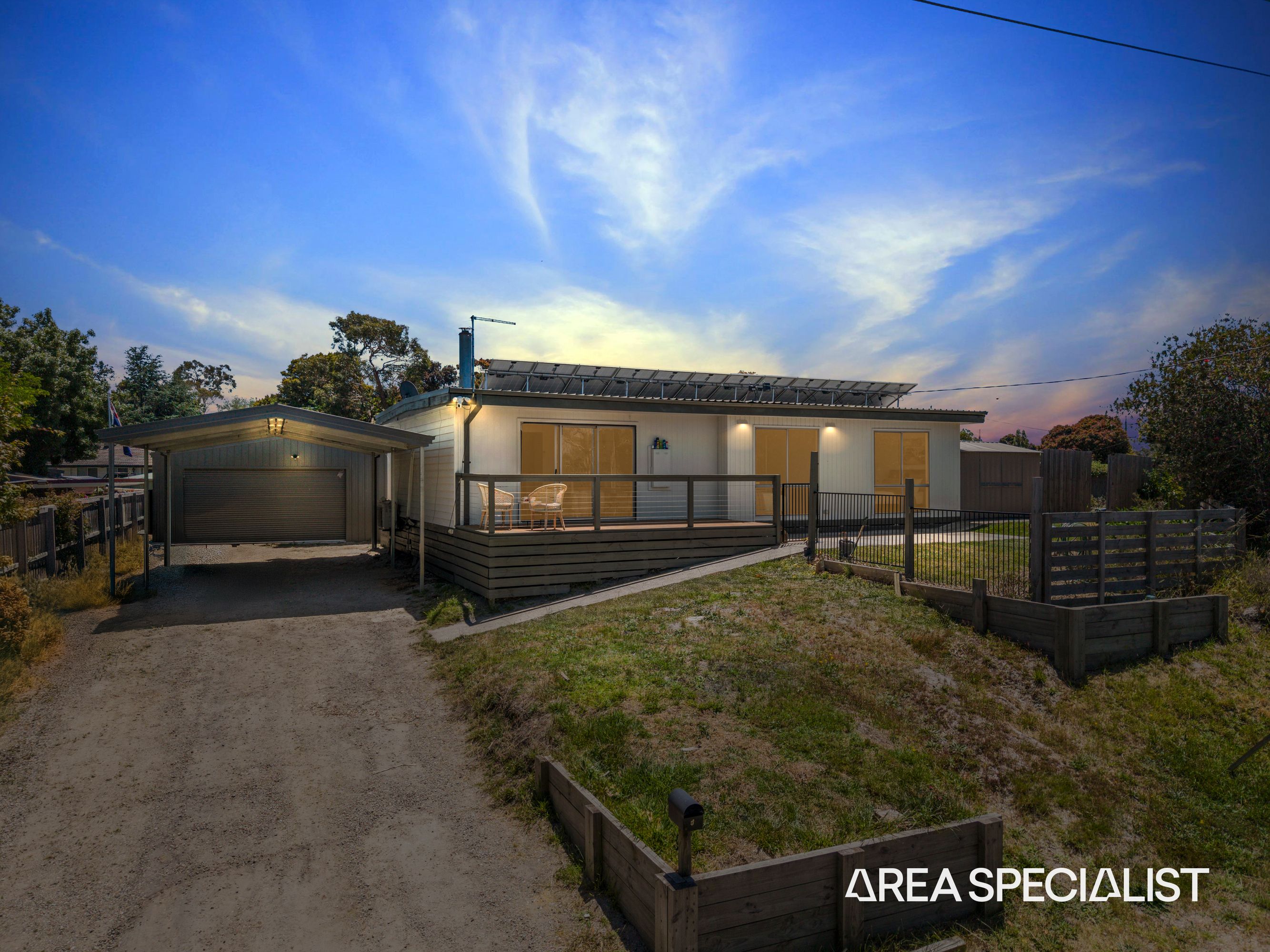 1 Anchorage Drive, Blind Bight - Thumbnail 2