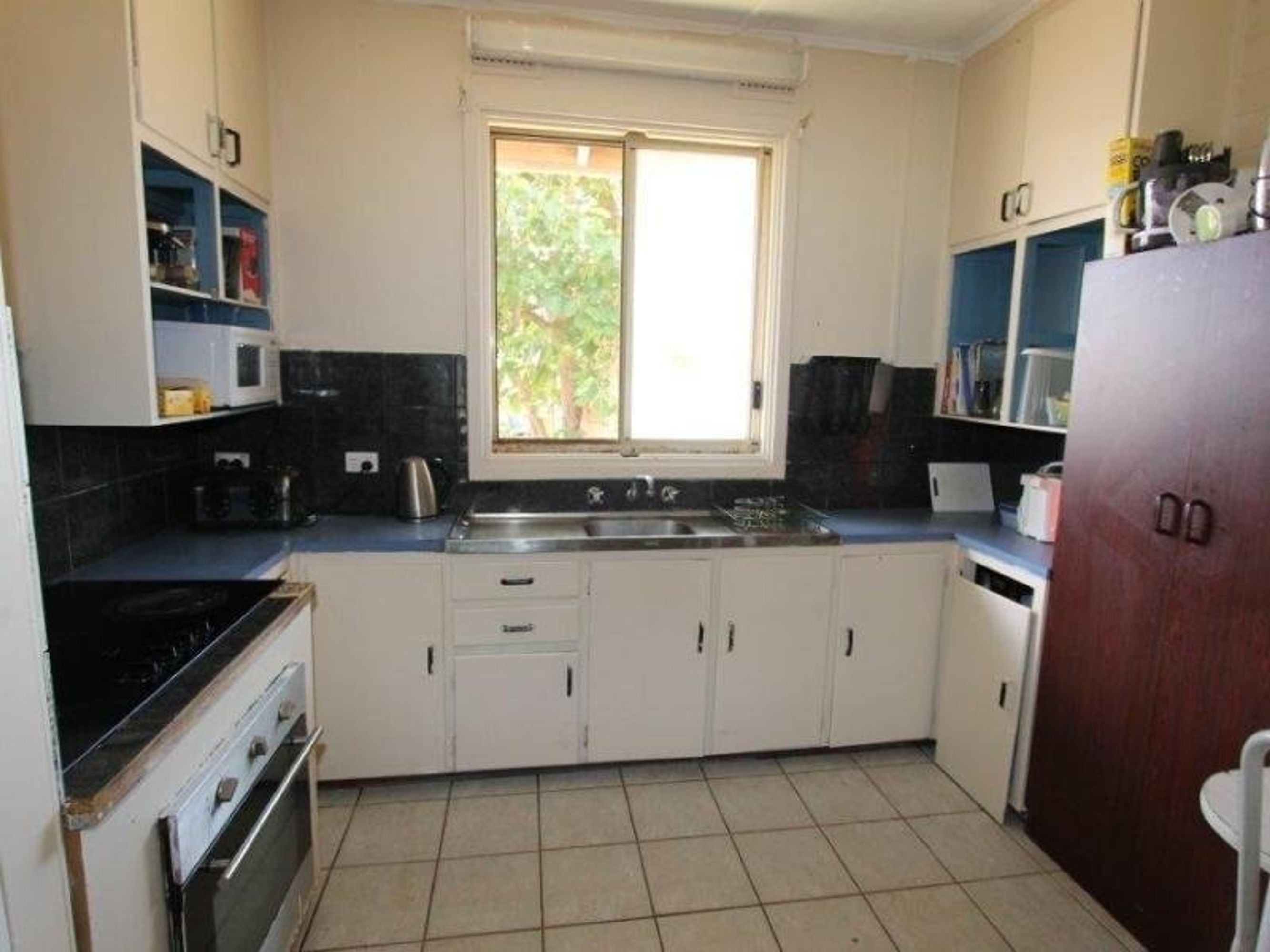 4 Roberts Street, South Hedland, South Hedland - Thumbnail 5