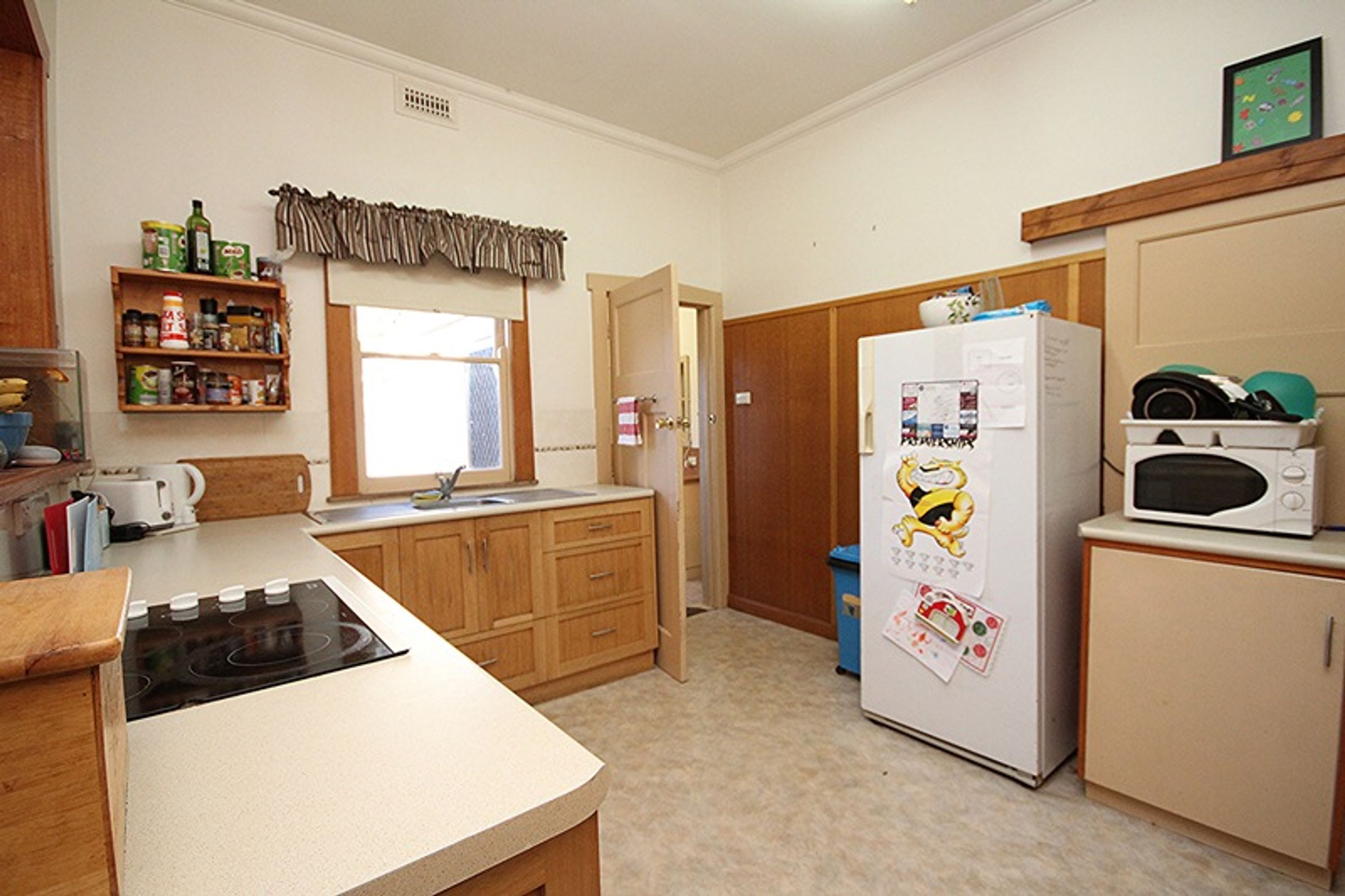 32 Railway Avenue, Horsham VIC 3400, Horsham - Thumbnail 2