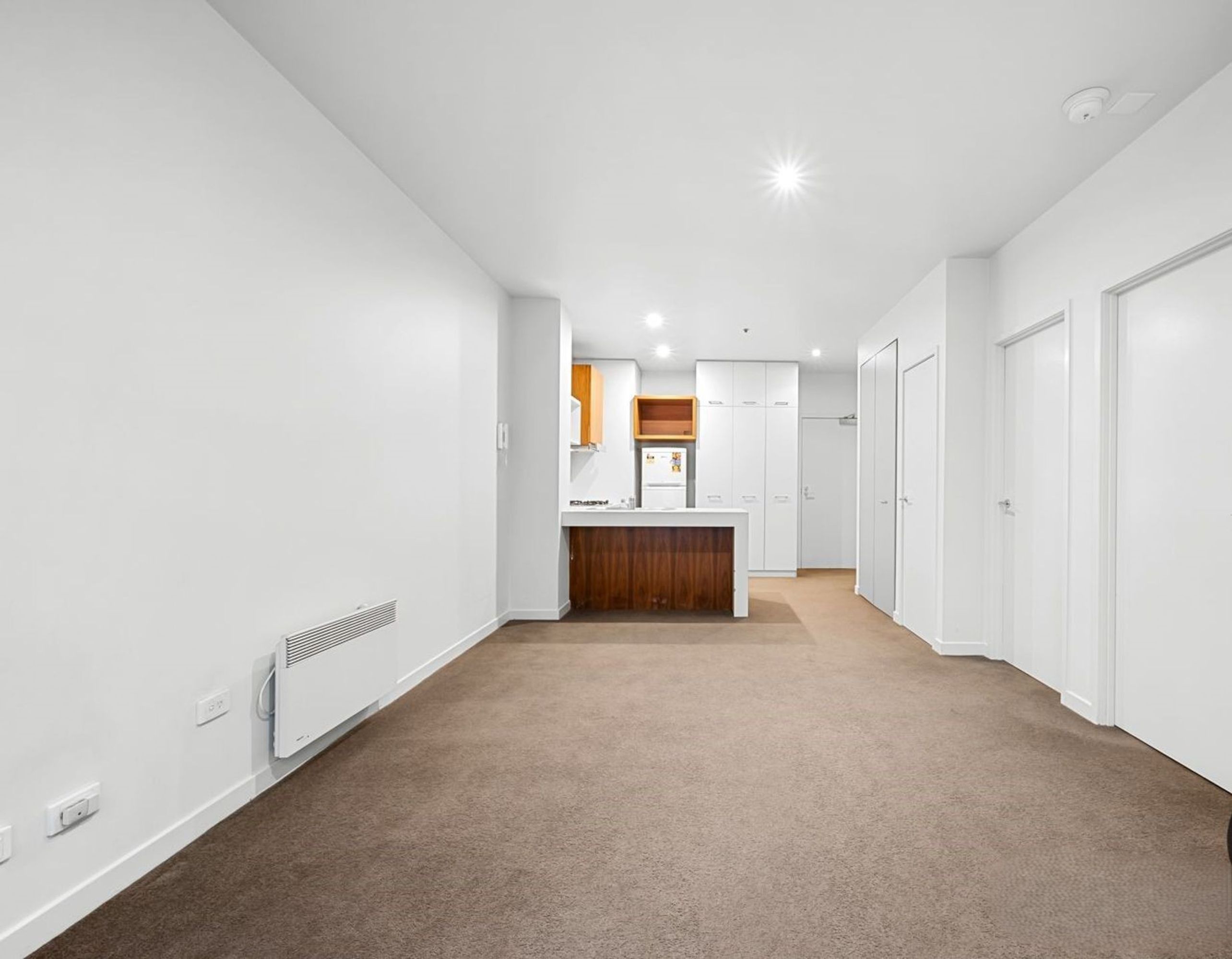 604/639 Little Bourke Street, Melbourne - Thumbnail 2