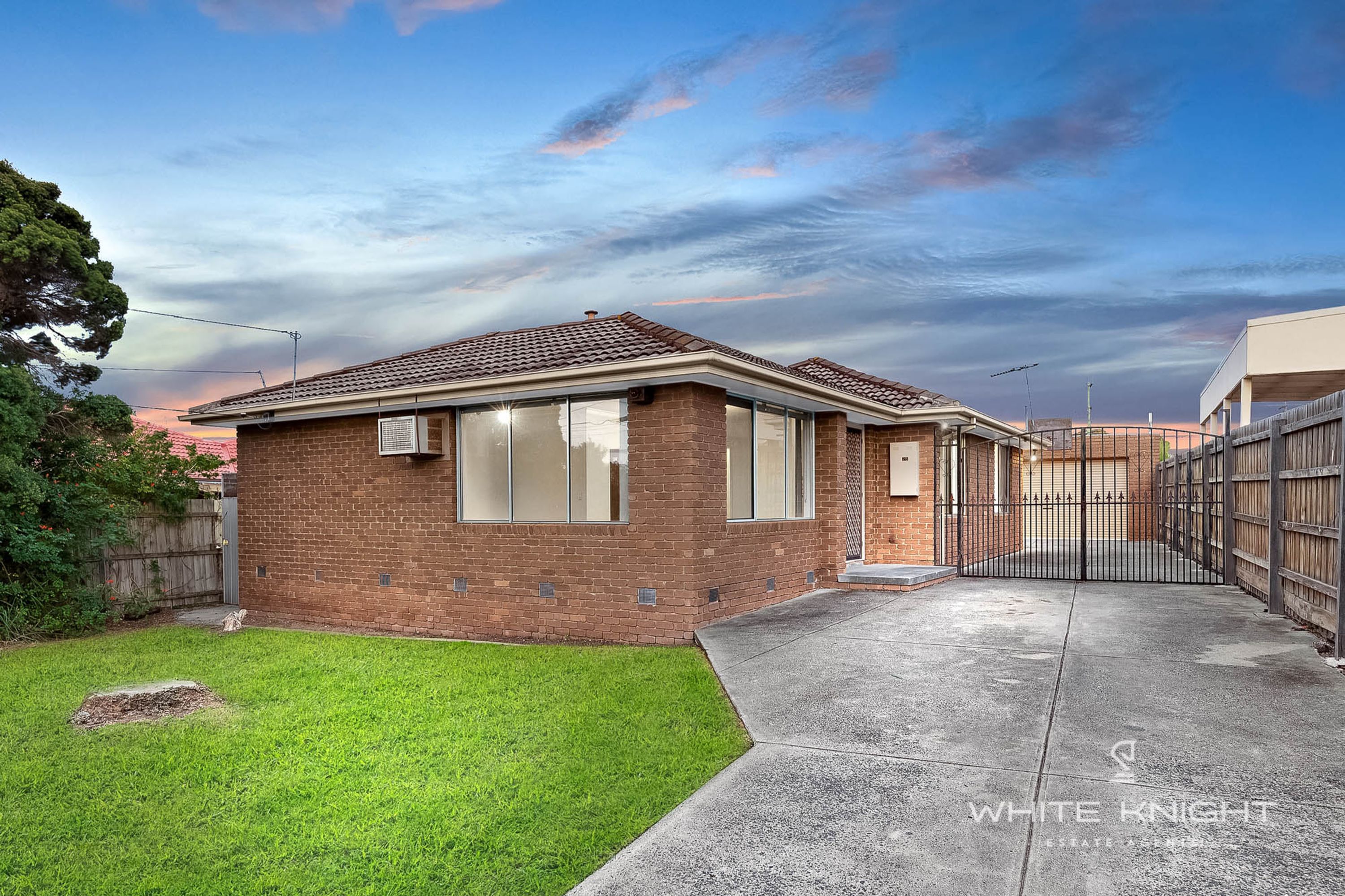 25 Harefield Crescent, Kealba VIC 3021, Kealba - Thumbnail 2