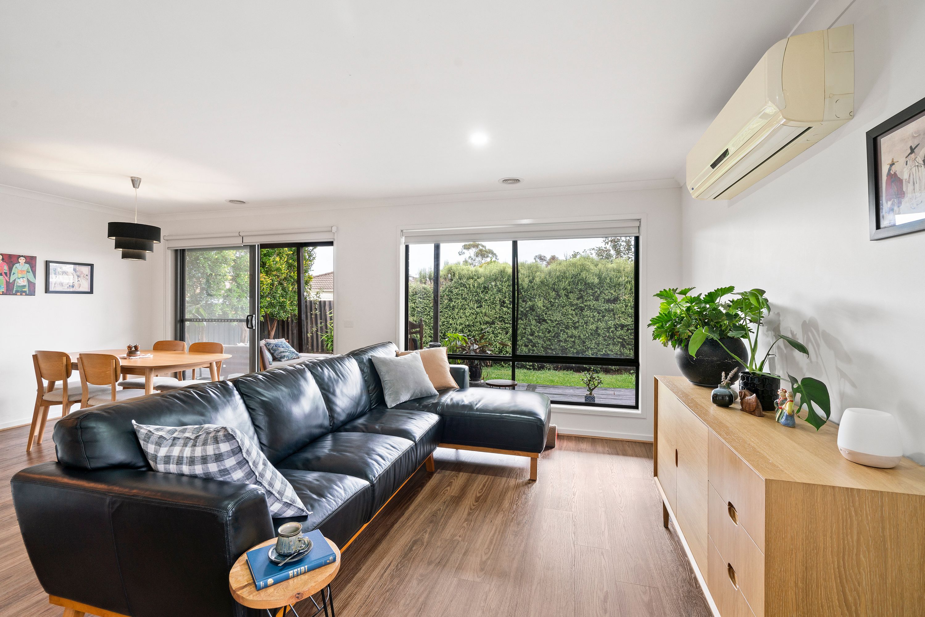 7 Mantello Drive, Werribee, VIC 3030, Werribee - Thumbnail 3