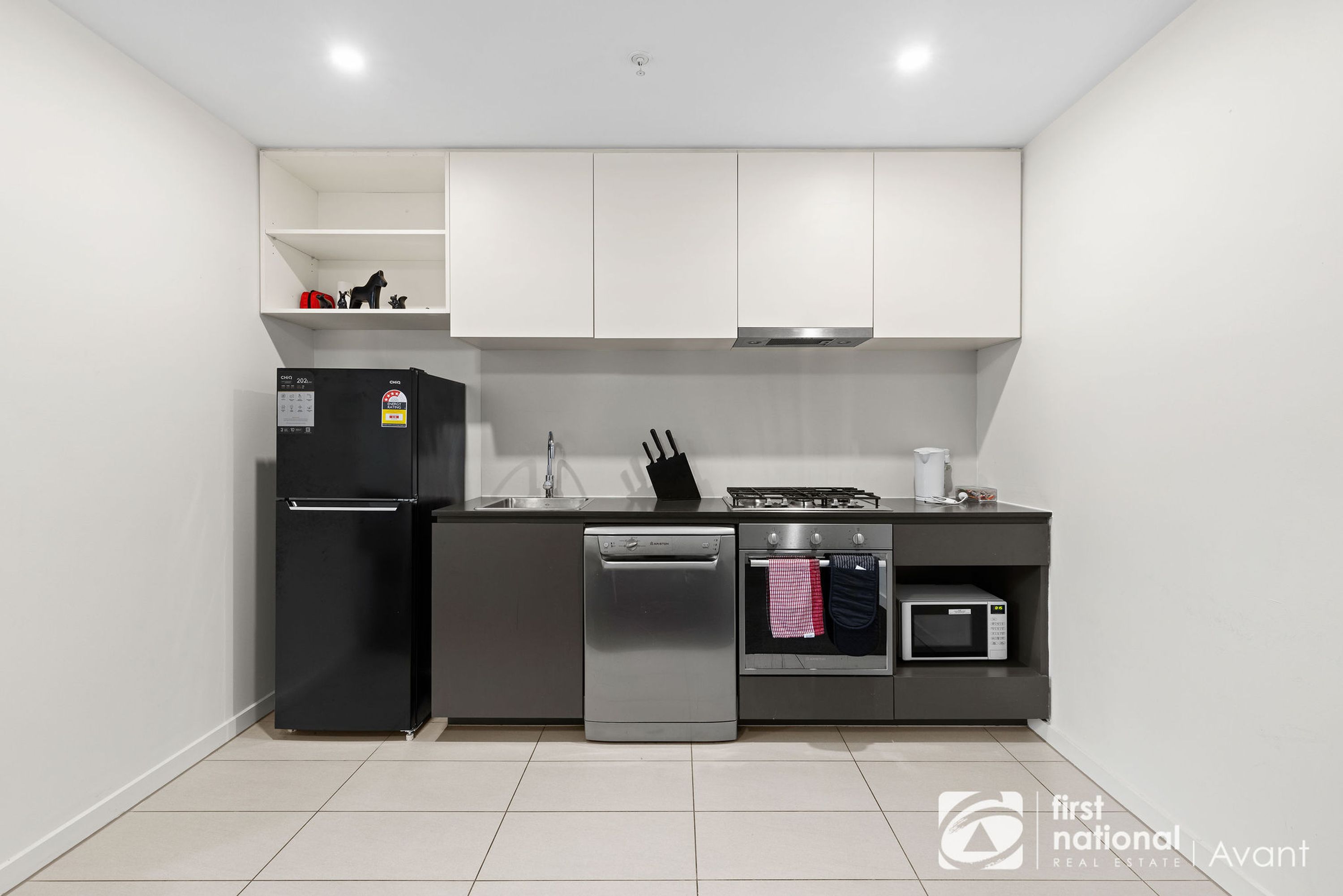 3003/568 Collins Street, Melbourne - Thumbnail 8
