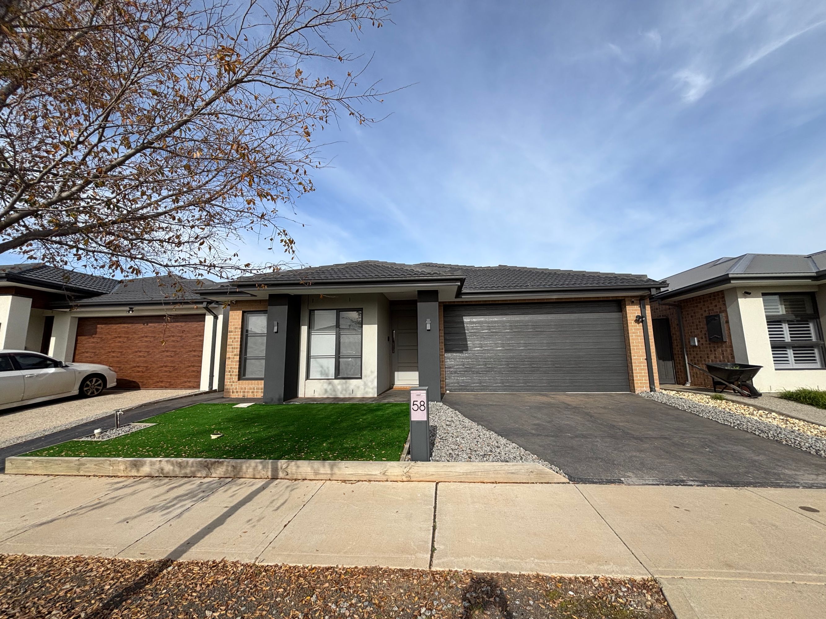 58 Joey Crescent