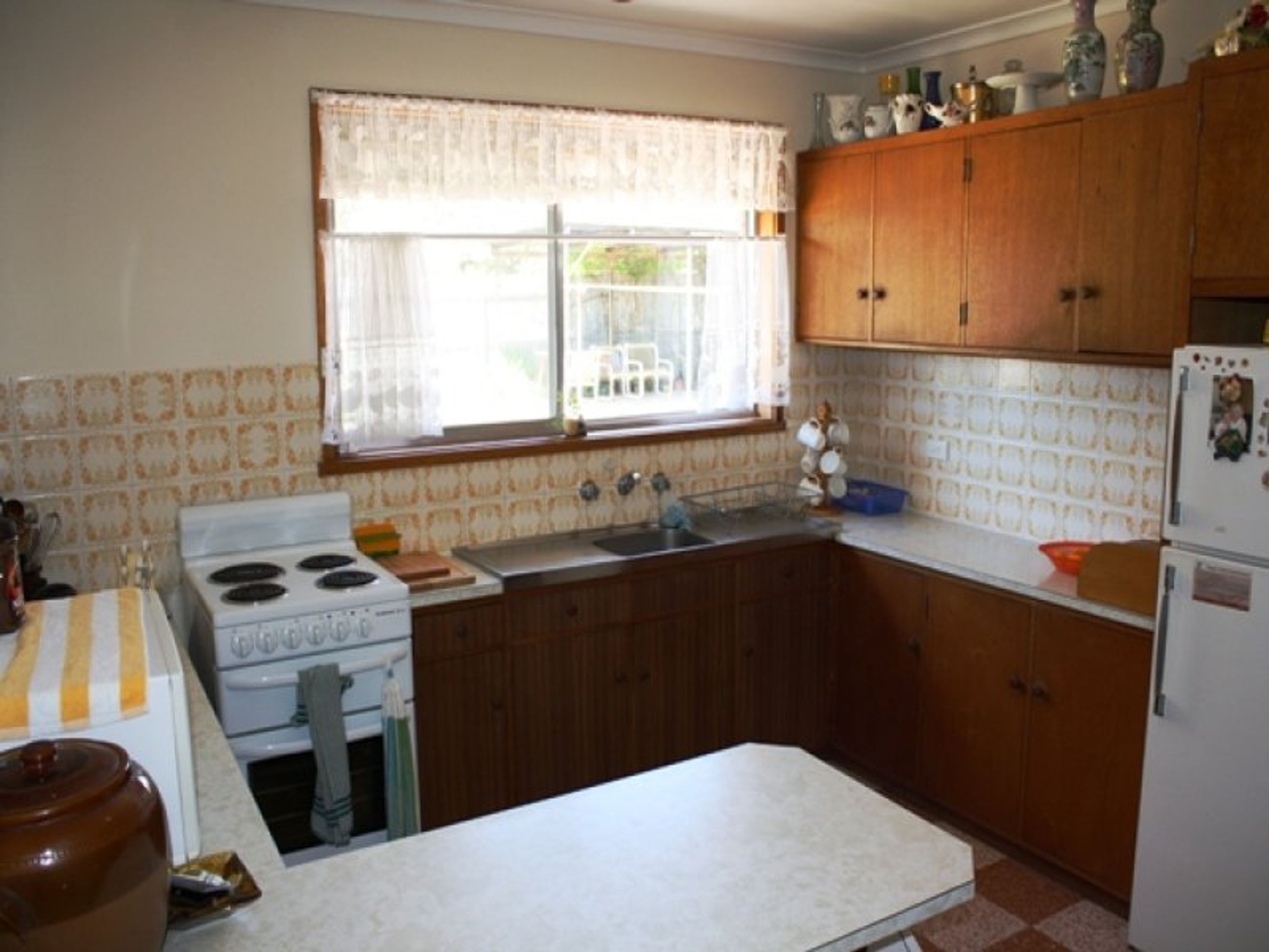 14 Caroline Street, Horsham VIC 3400, Horsham - Thumbnail 4