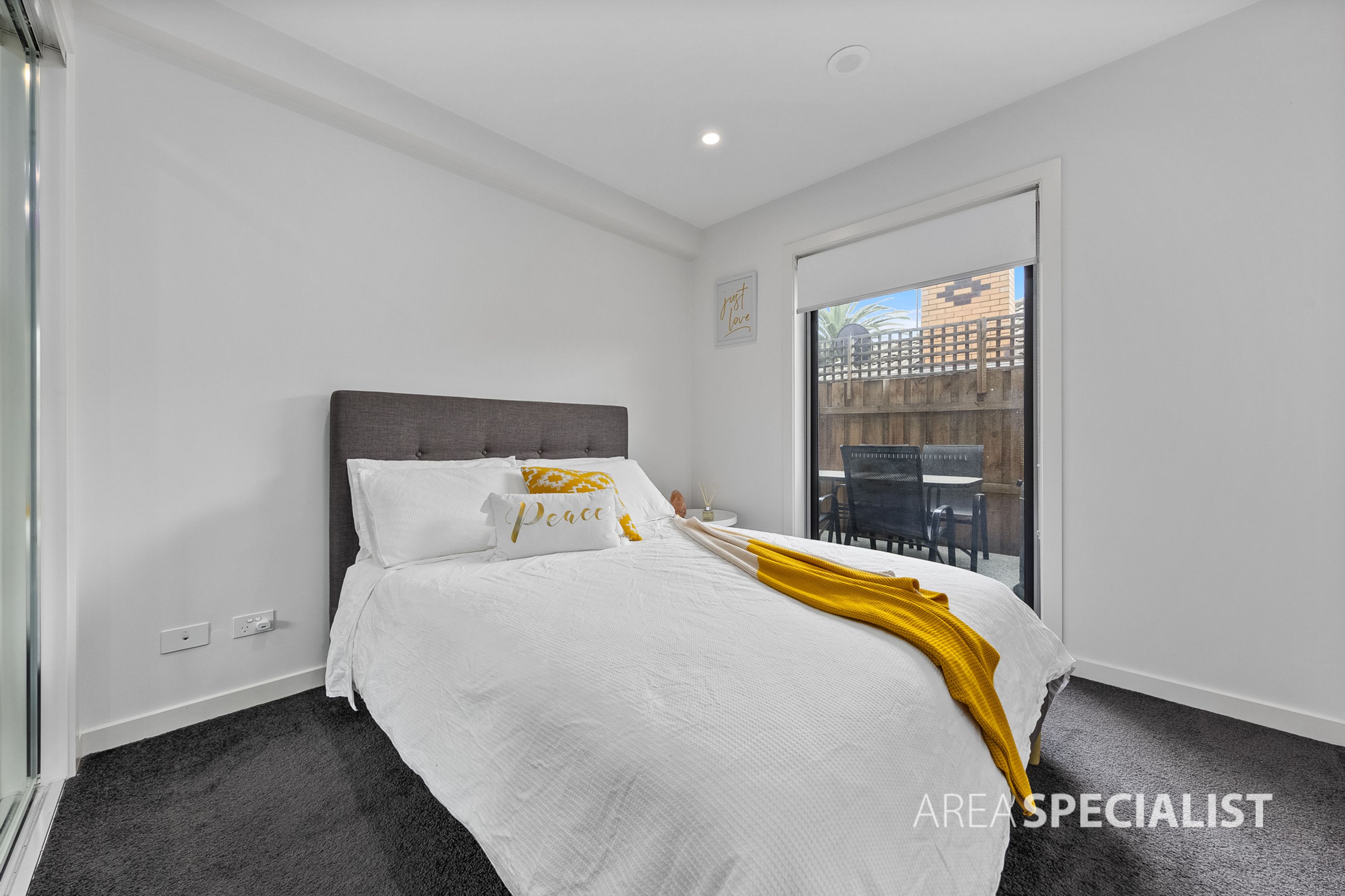 2/129 Millers Road, Altona North VIC 3025, Altona North - Thumbnail 4