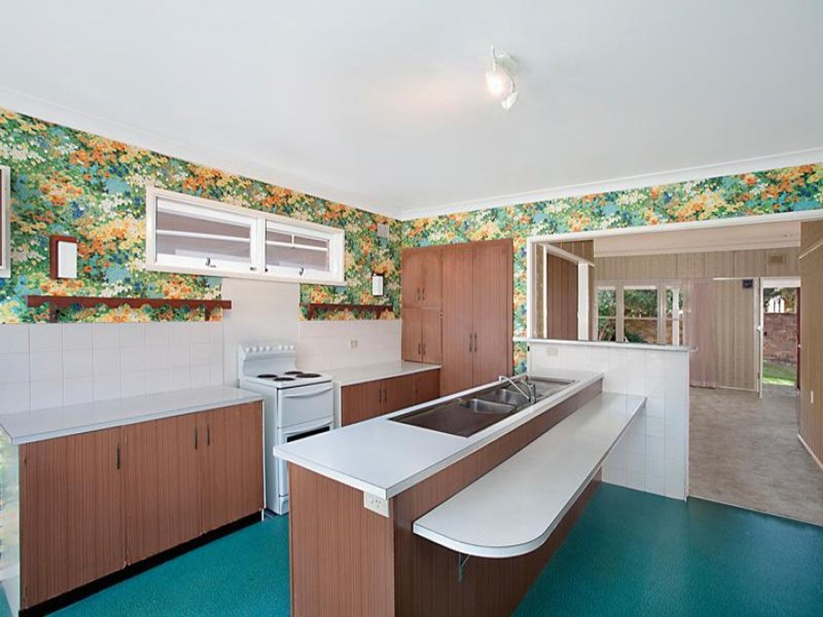 3 Poplar  St, Sans Souci, Sans Souci - Thumbnail 2