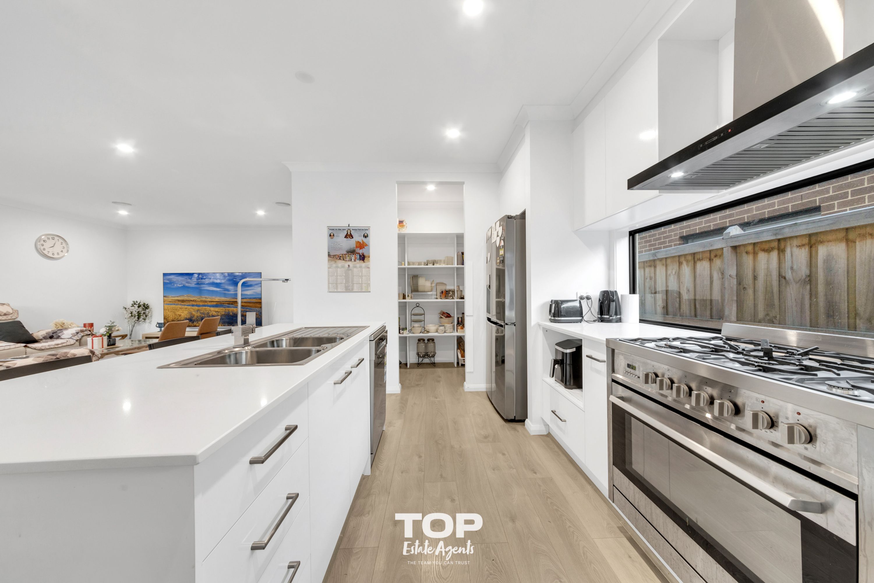 22 Ironstone Street, Cranbourne East - Thumbnail 5