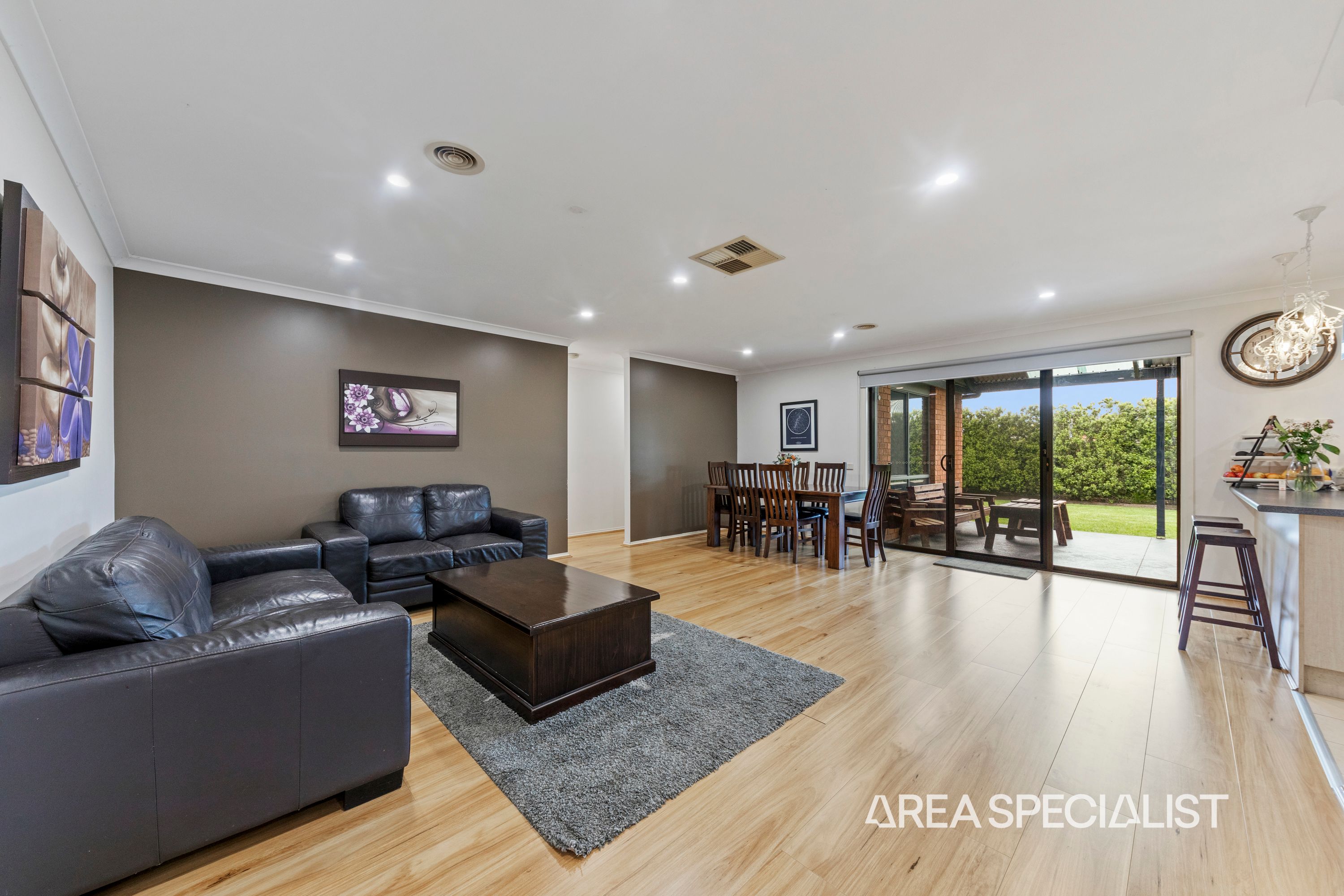 14 Park Boulevard, Pakenham - Thumbnail 3
