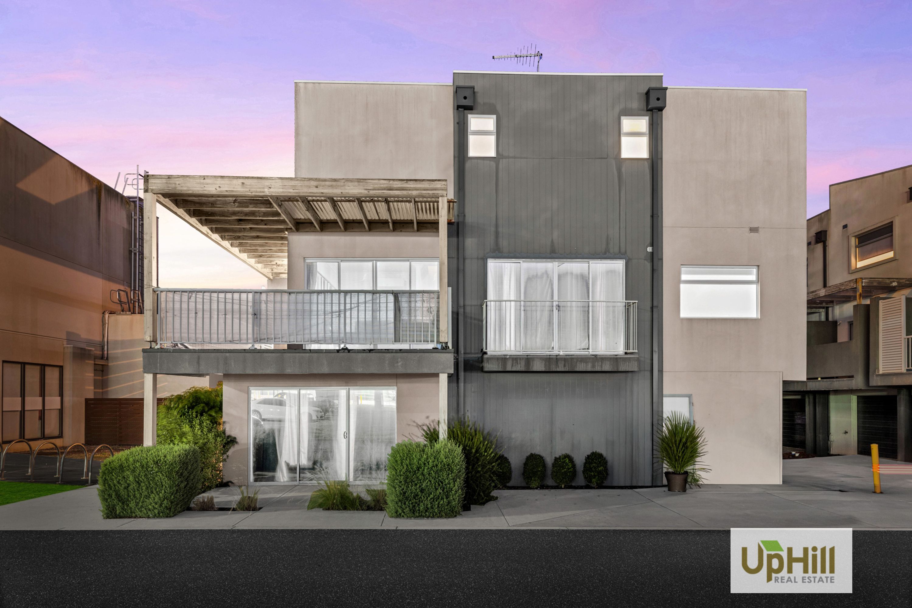 13 Rocket Lane, Cranbourne North - Image 1