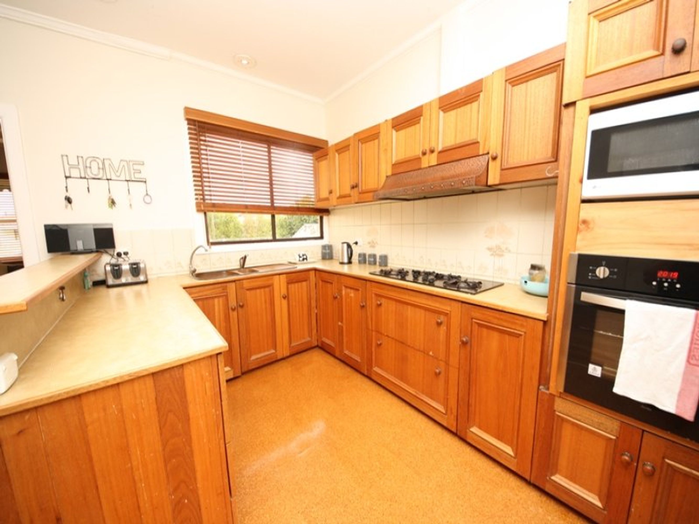 22 Cecil Street, Horsham VIC 3400, Horsham - Thumbnail 4