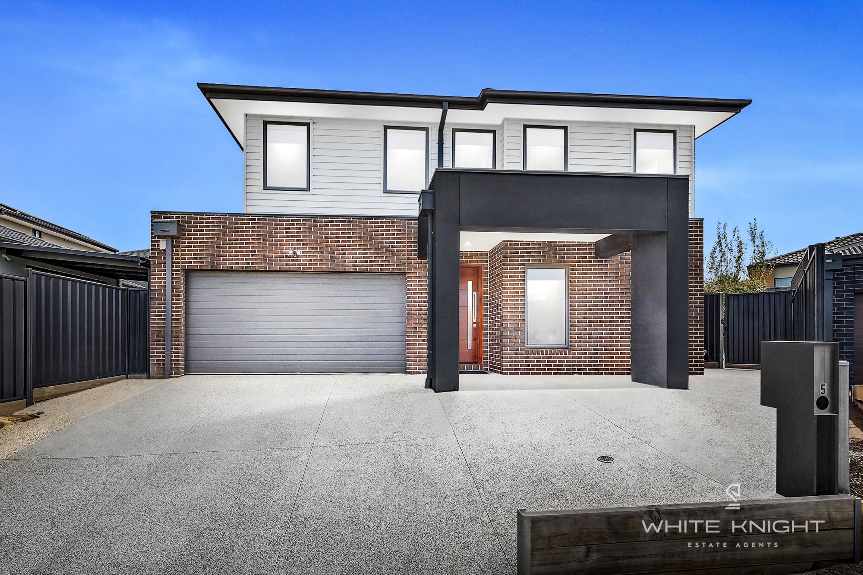 5 Oberon Court, Fraser Rise VIC 3336, Fraser Rise - Thumbnail 2