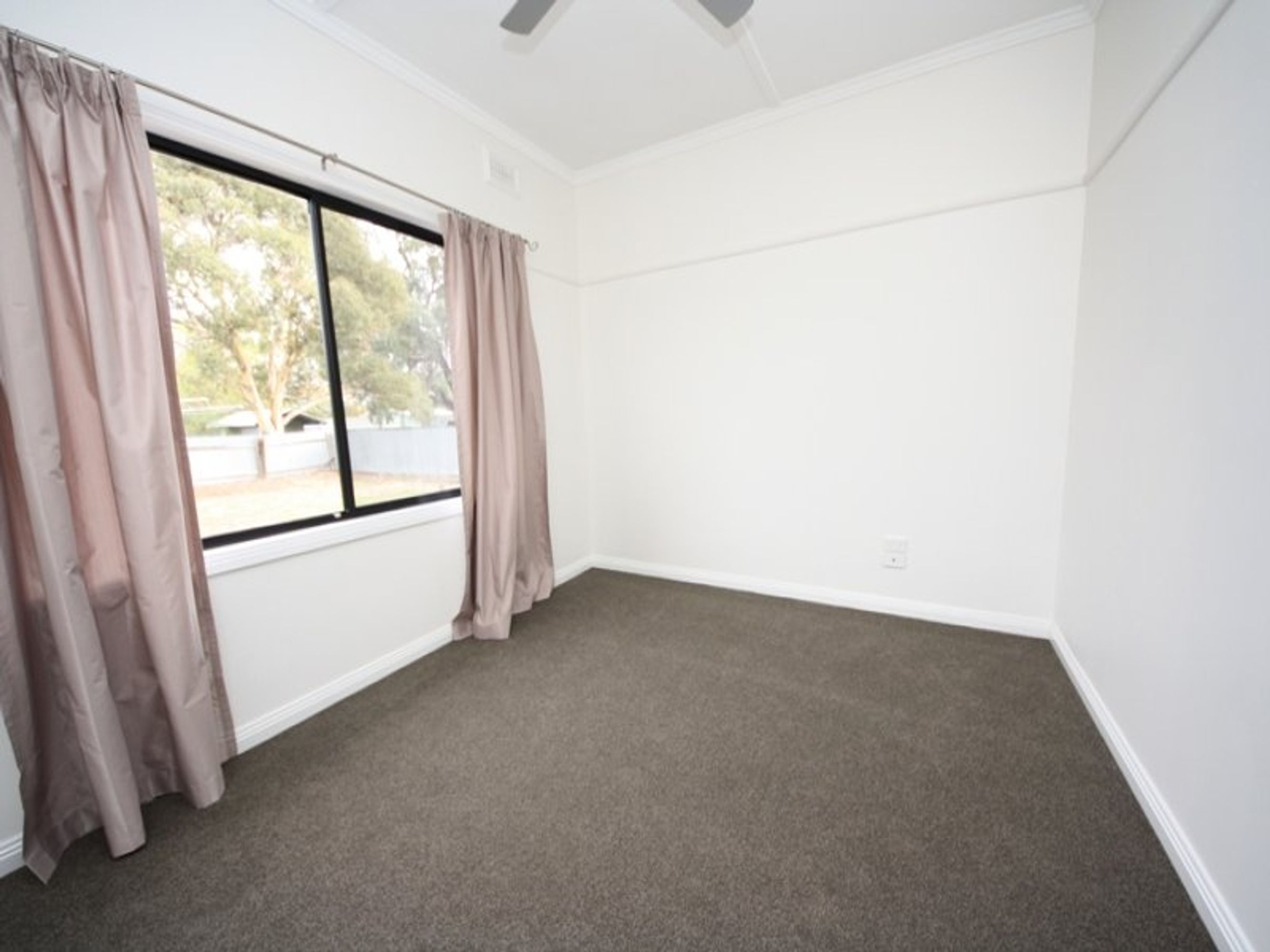 26 Gardenia Street, Horsham VIC 3400, Horsham - Thumbnail 4