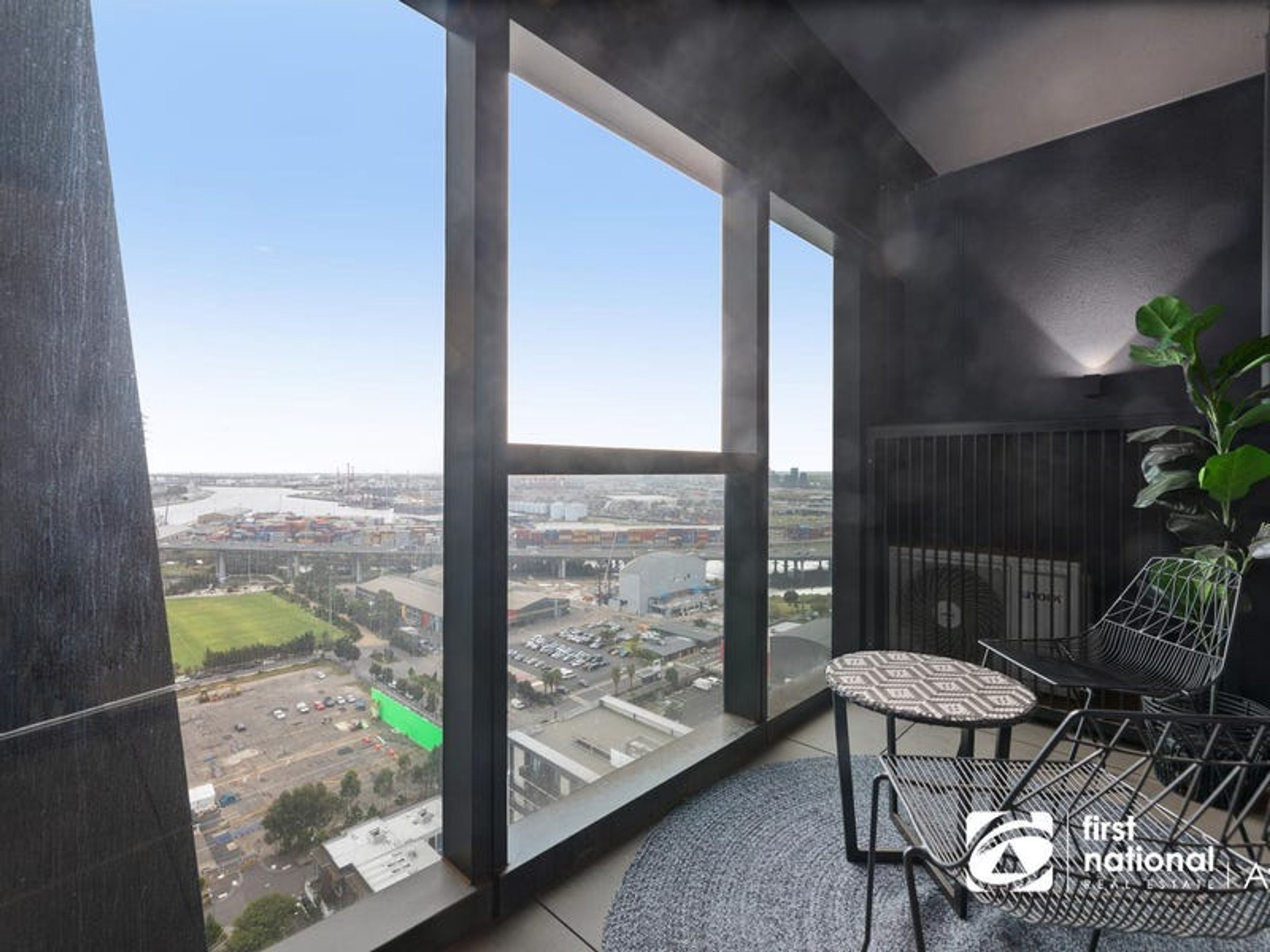2208/8 Pearl River Road, Docklands - Thumbnail 5