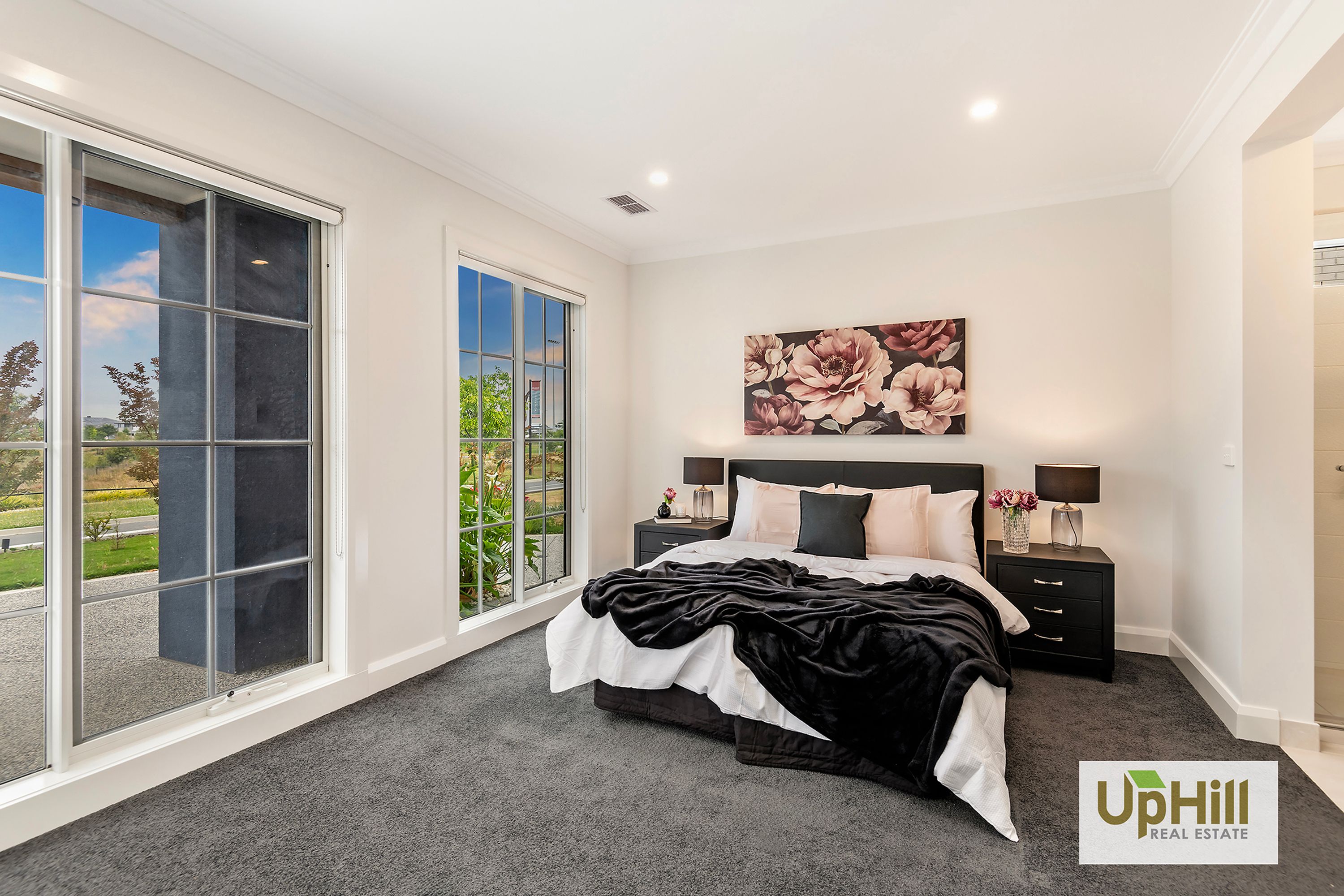46 Salamanca Drive, Clyde North - Thumbnail 4