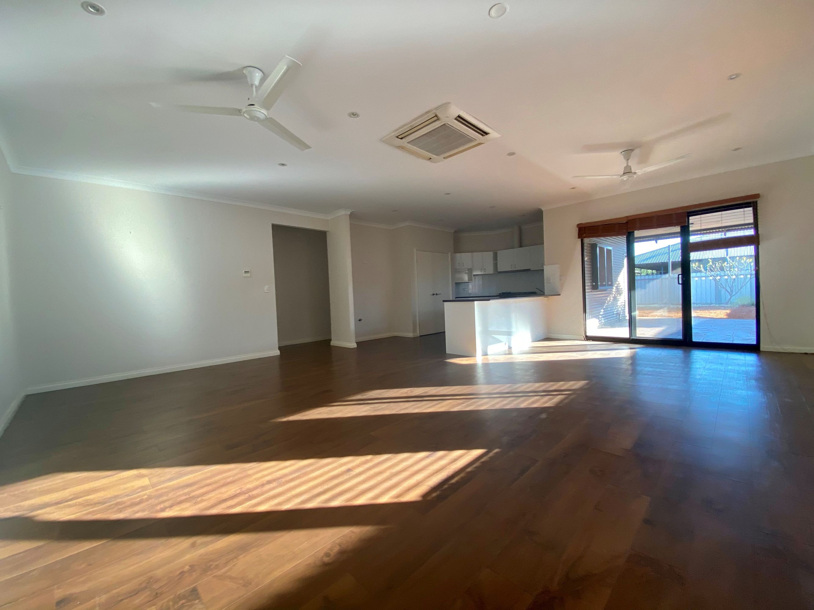 22 Lapwing Way, South Hedland, South Hedland - Thumbnail 2