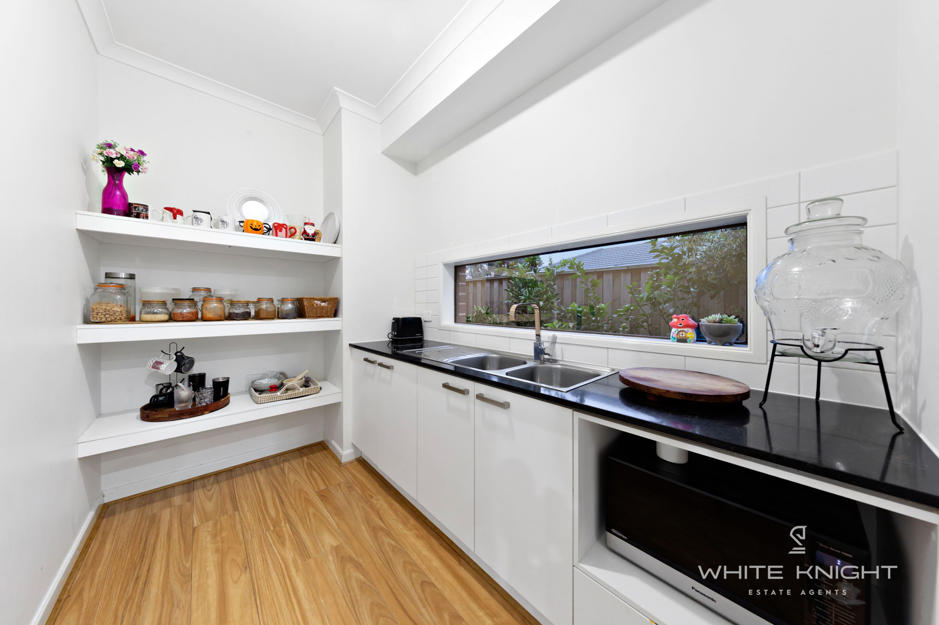 16 Stead Circuit, Burnside VIC 3023, Burnside - Thumbnail 5
