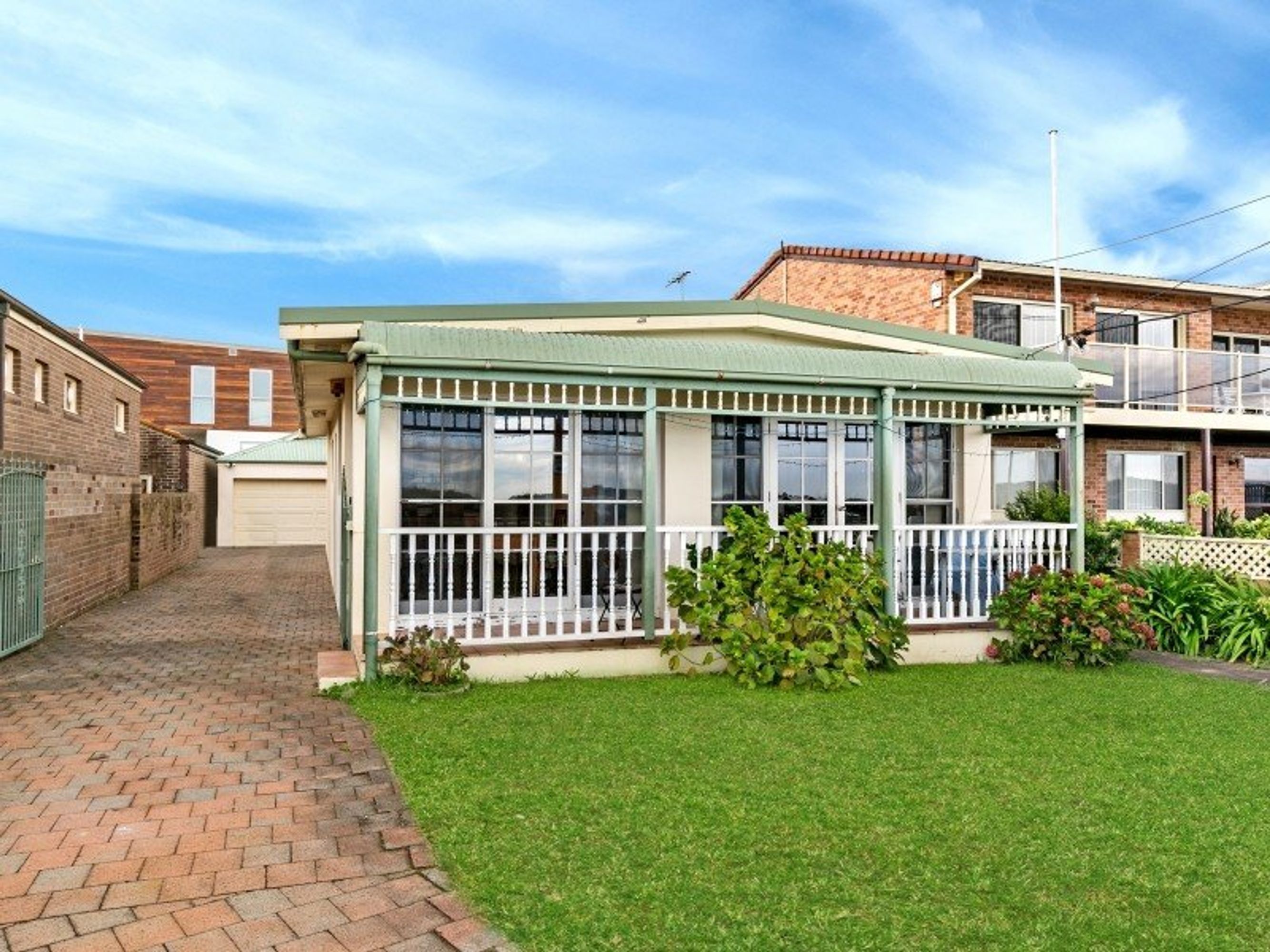 31 Riverside Drive, Sans Souci, Sans Souci - Thumbnail 4