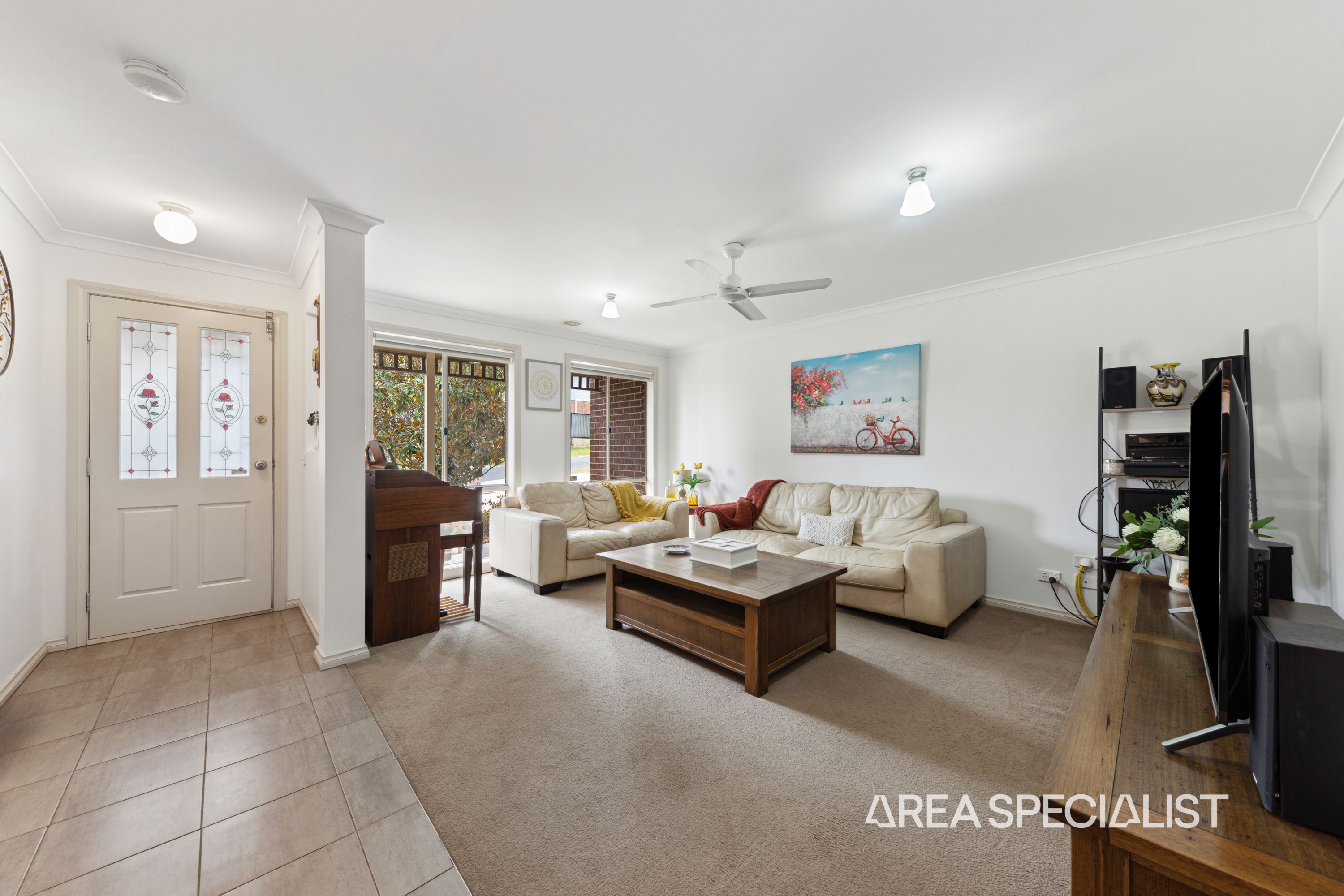 3 Adrian Drive, Pakenham - Thumbnail 3
