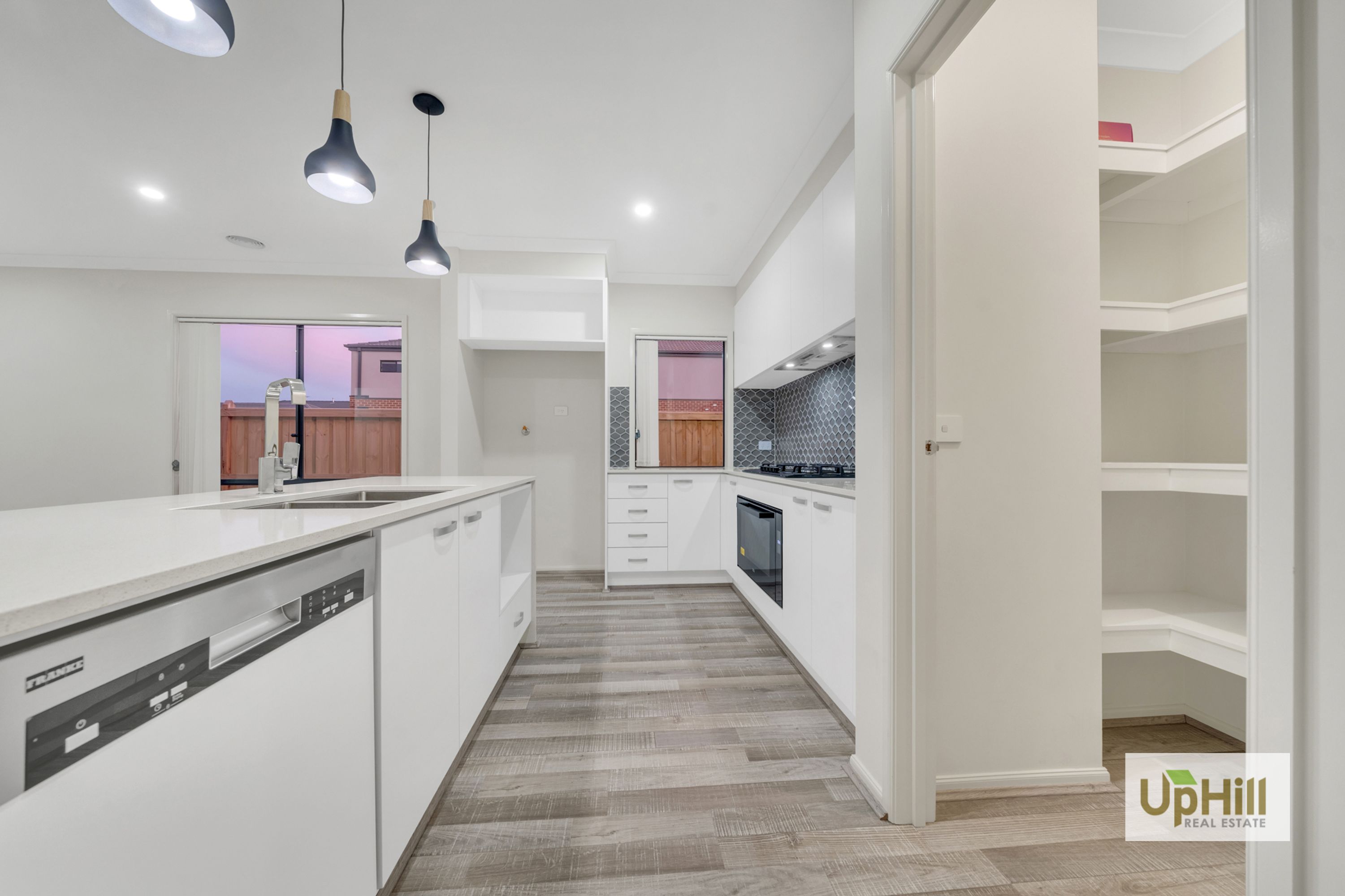 5 Hoosier Road, Clyde North - Thumbnail 5