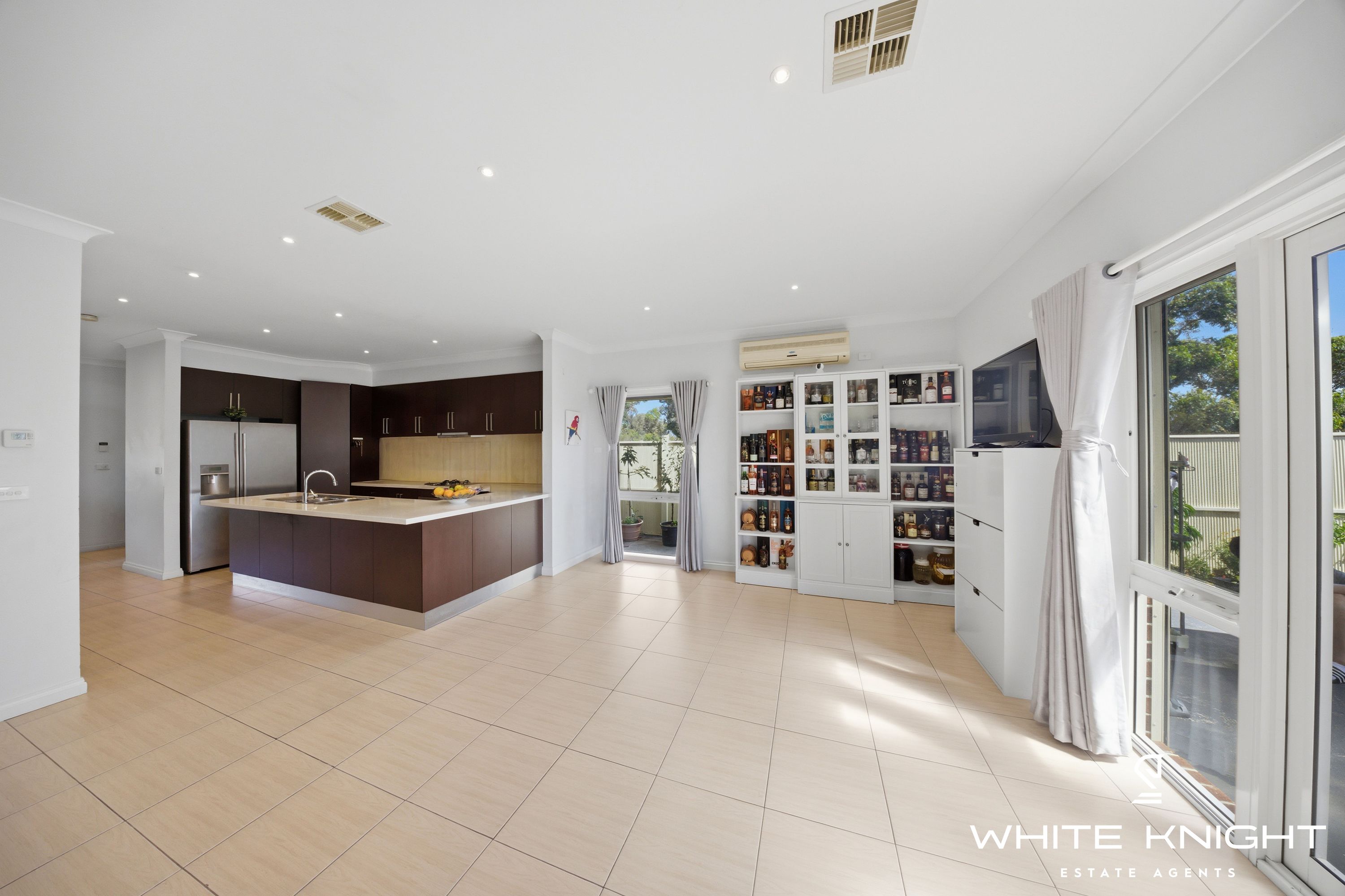 115 CAIRNLEA DRIVE, Cairnlea VIC 3023, Cairnlea - Thumbnail 6