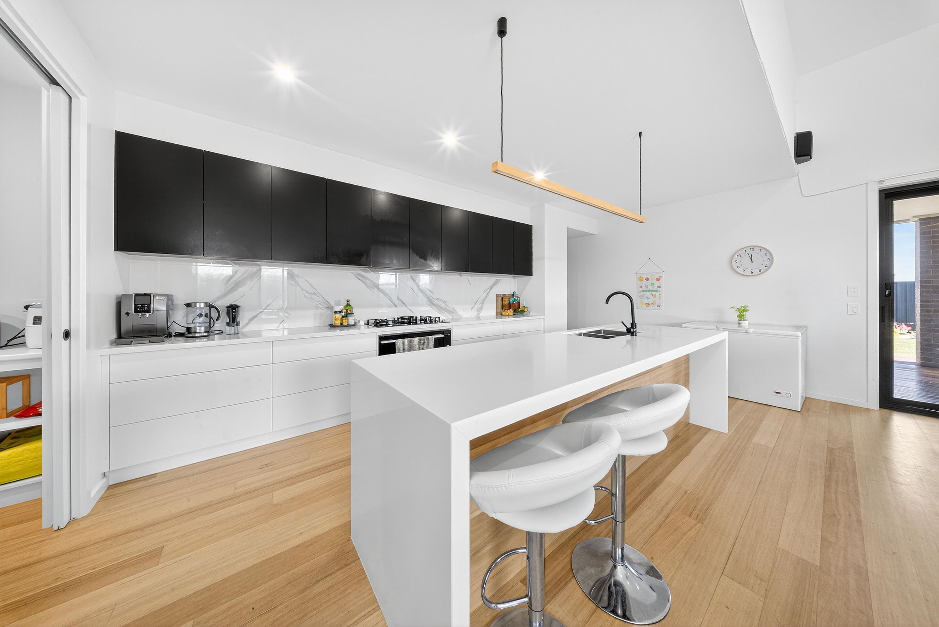 8 Stephens Street, Horsham VIC 3400, Horsham - Thumbnail 3