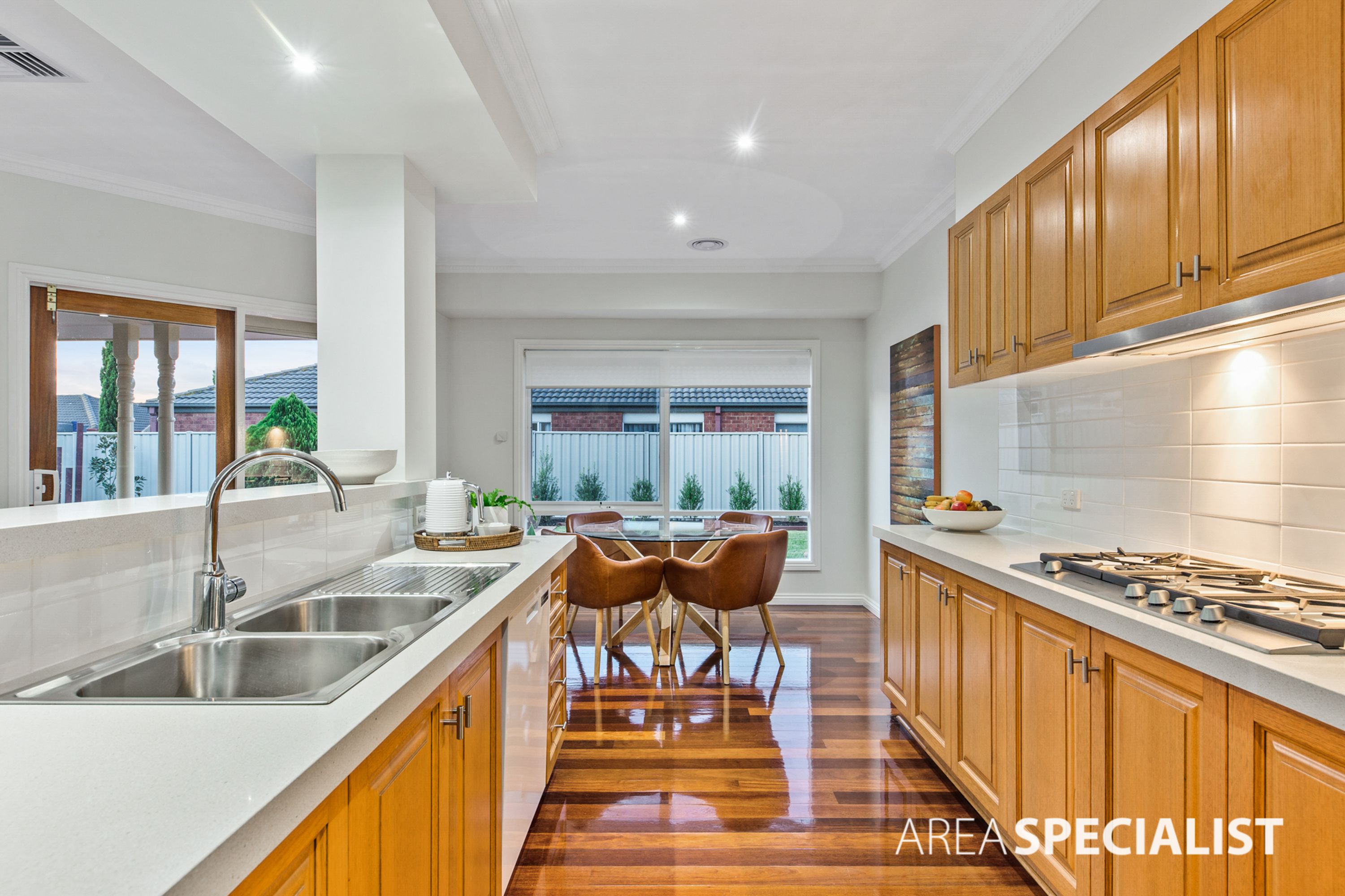 10 Lake Eyre Place, Caroline Springs VIC 3023, Caroline Springs - Thumbnail 8