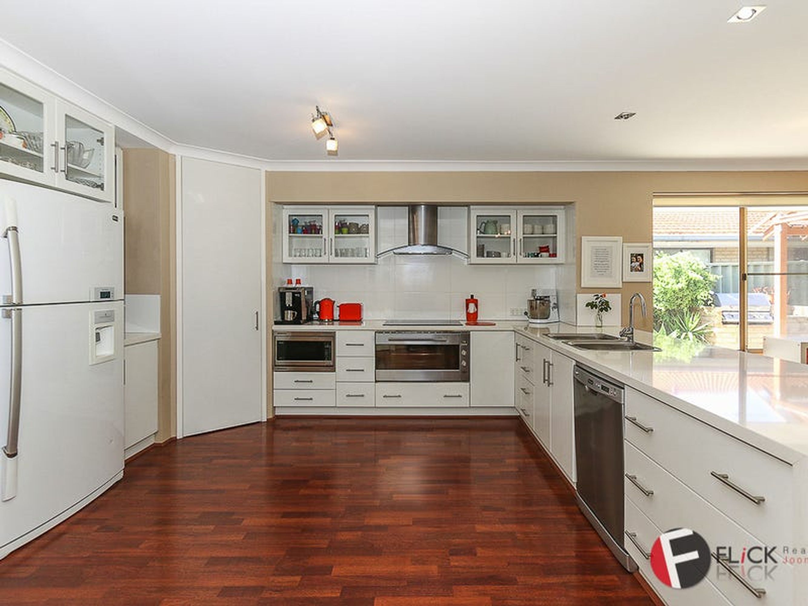 18 Tiller Rd, Ocean Reef, Ocean Reef - Thumbnail 8