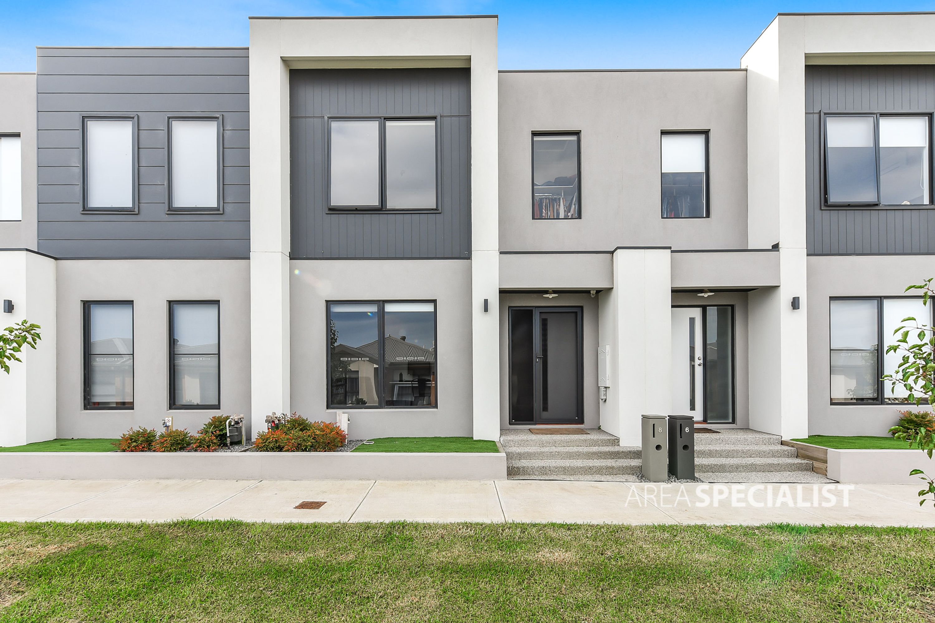8 Supplejack Walk, Cranbourne North, VIC 3977